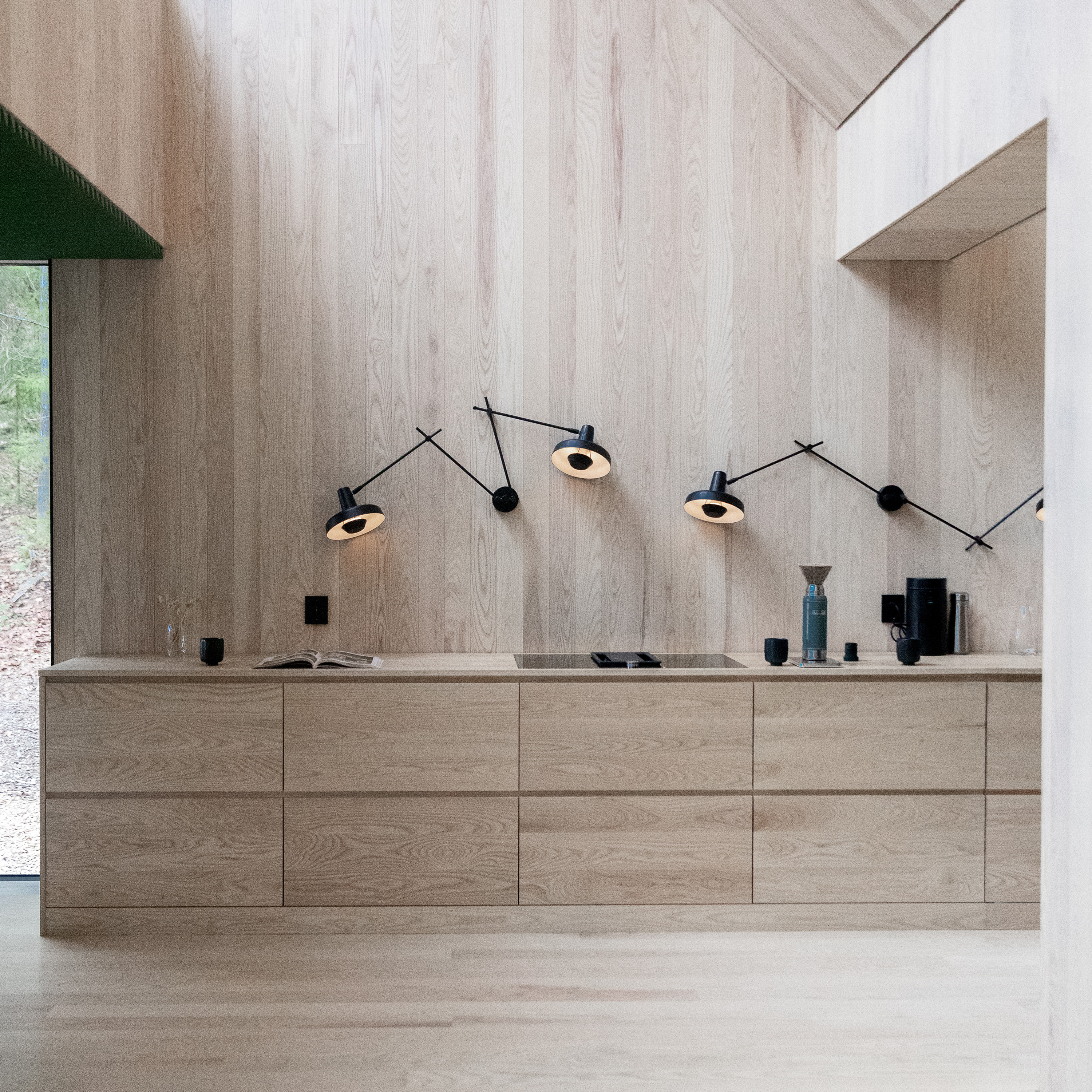 Grupa Arigato Vegglampe Double Black