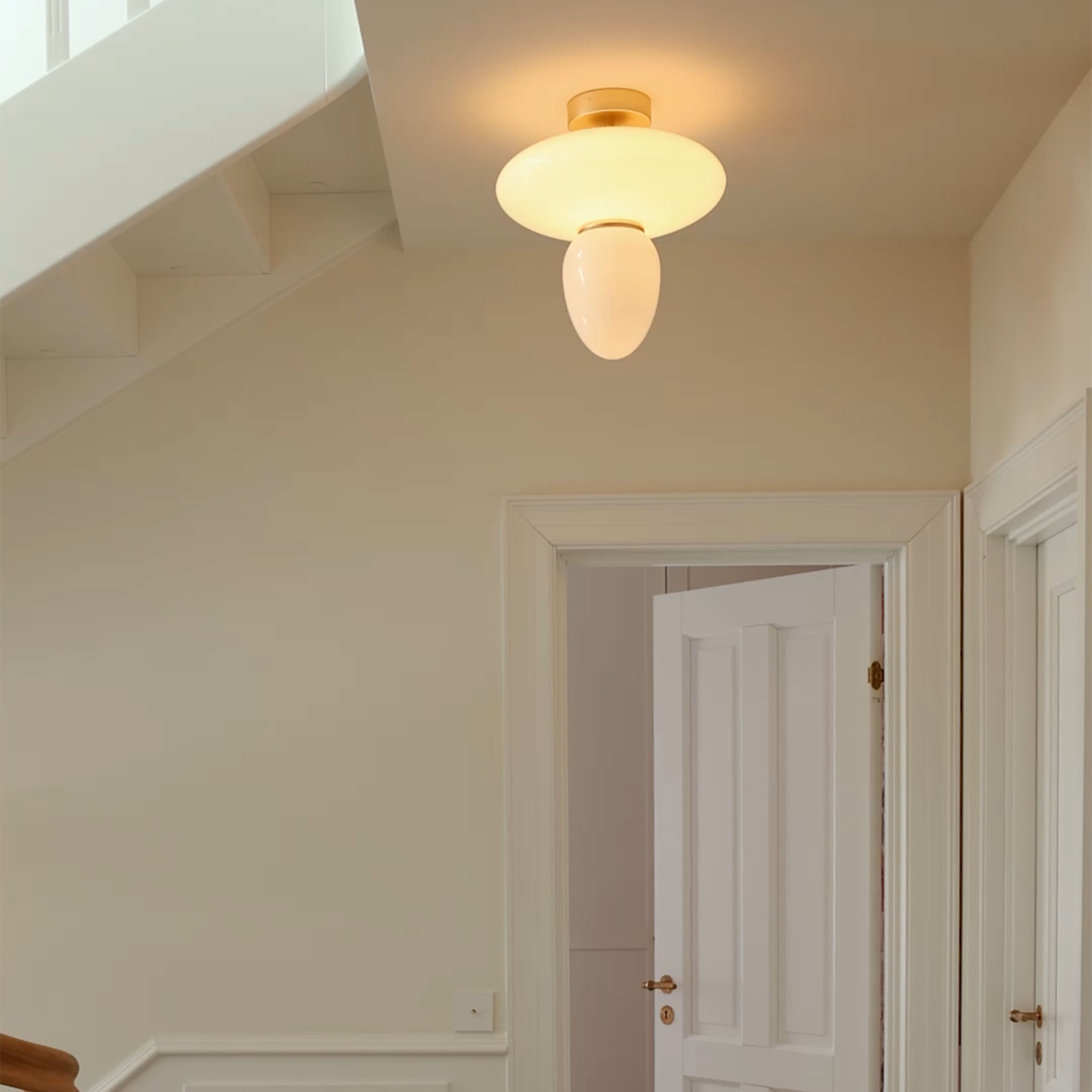 Nuura Rizzatto 42 Taklampa Satin Brass/Opal