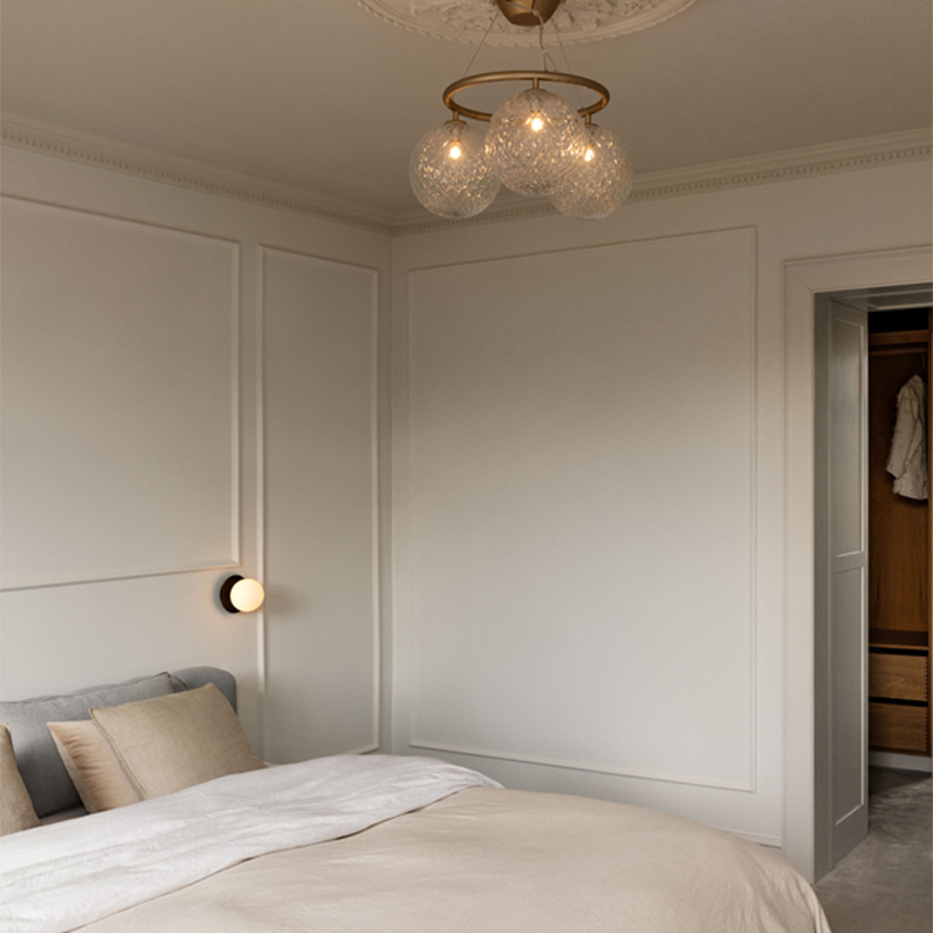 Nuura Liila 1 Vägg-/taklampa Black/Opal Small