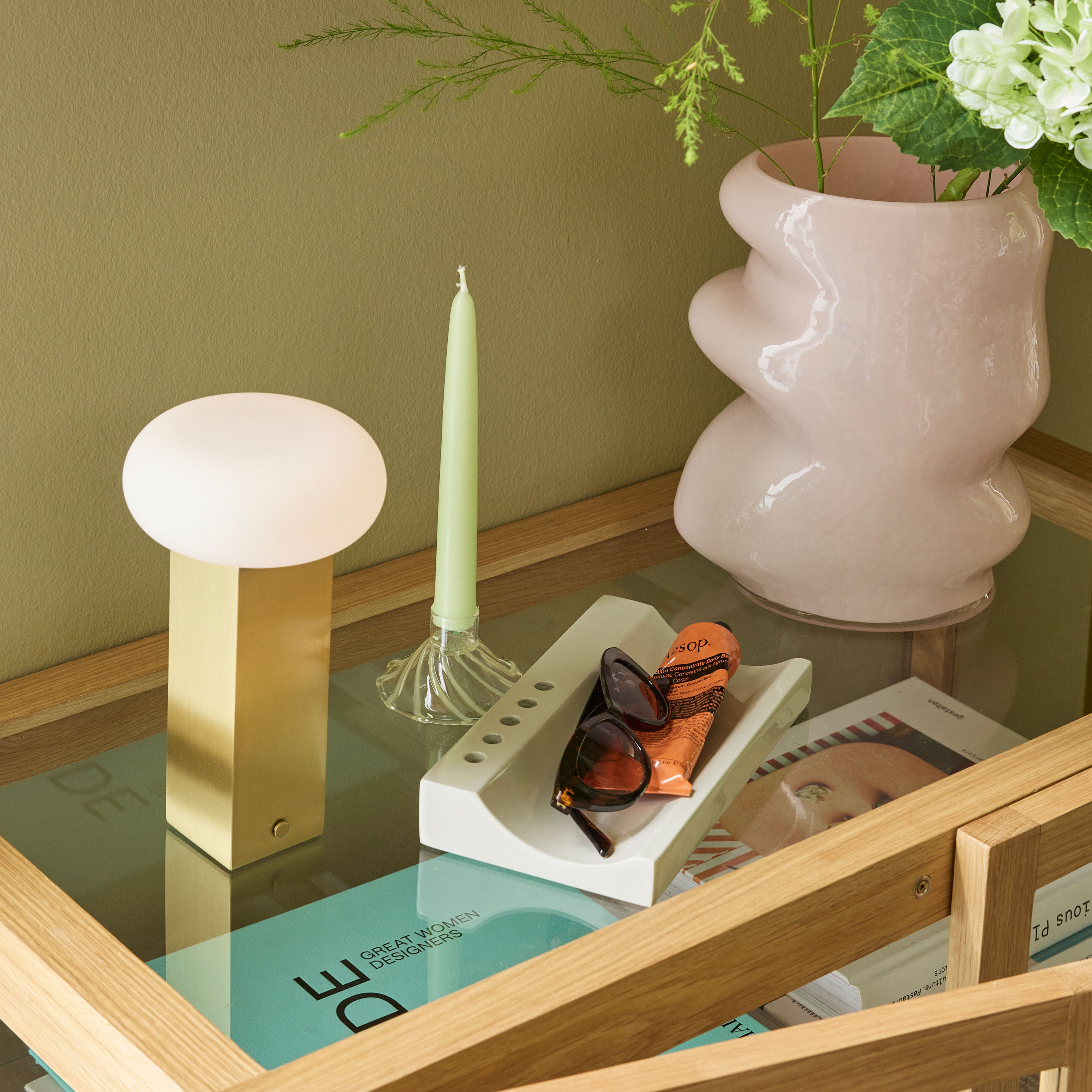 Hübsch Low Bærbar Lampe Brass-Coloured 20cm