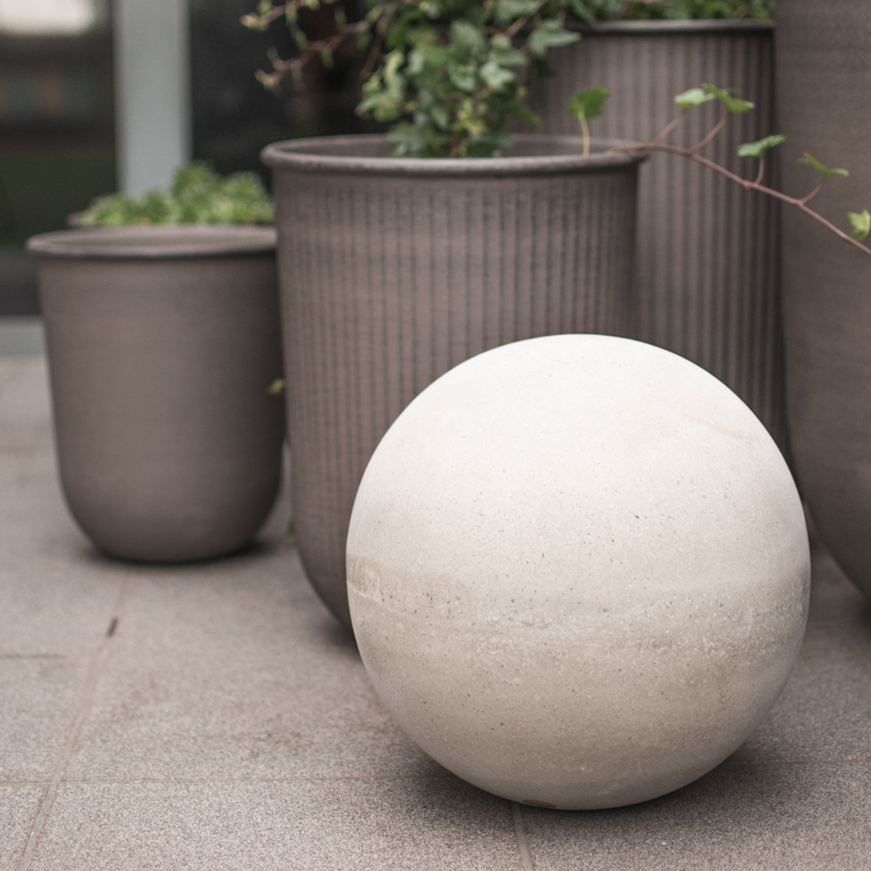 DBKD Garden Concrete Dekorasjon Stor