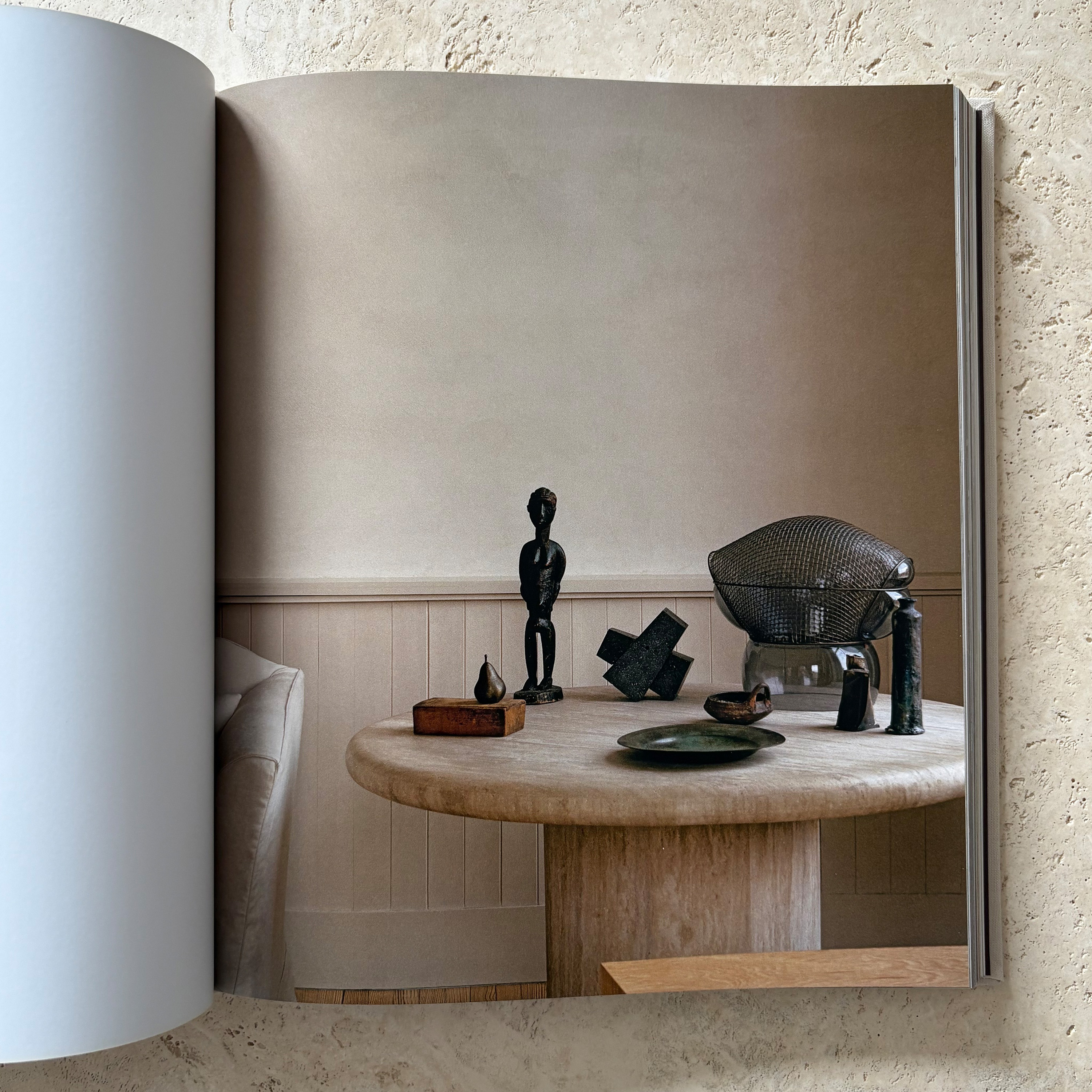 New Mags Arranging Things - Colin King Bok