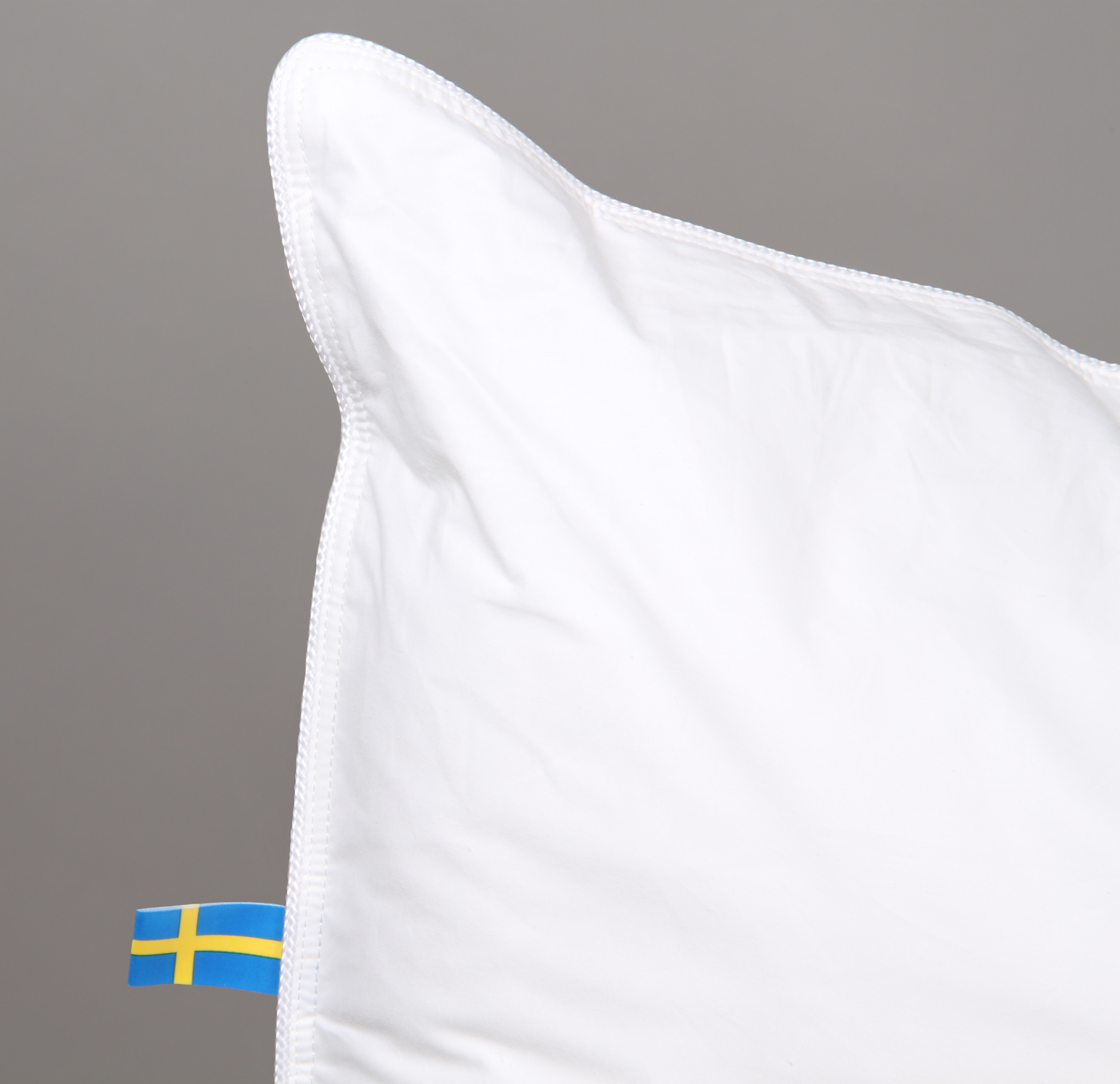 Varnamo of Sweden Blåklocka Fiberkudde 450g Medium 50x60