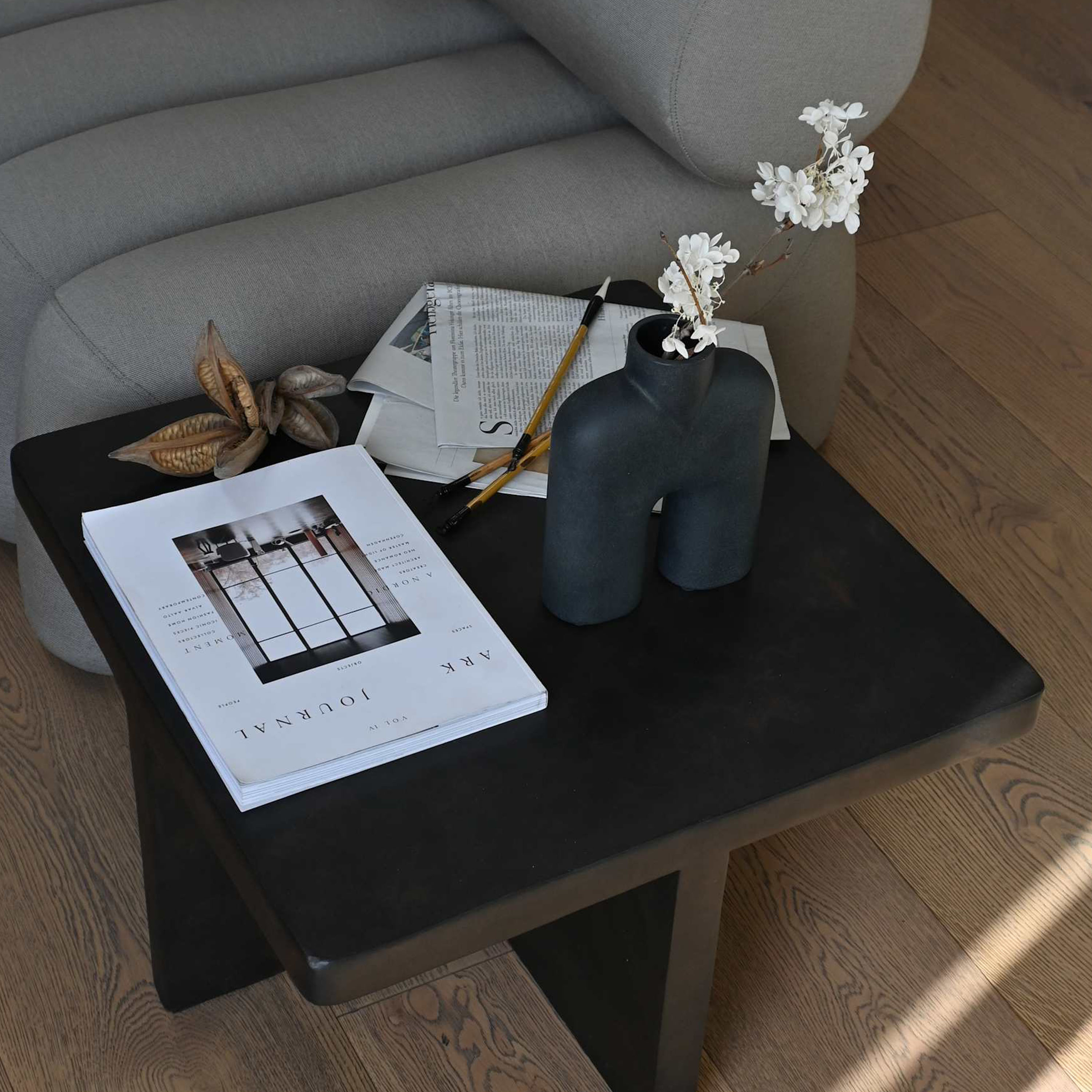 101 Copenhagen Cobra Tall Vase Svart Mini