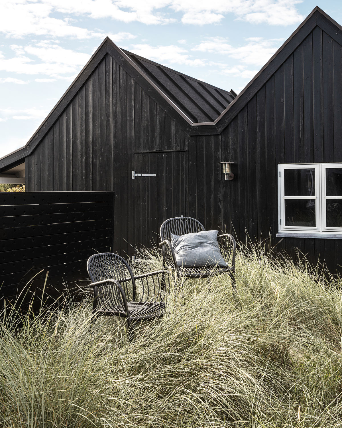 House Doctor Brea Armlehnstuhl Schwarz