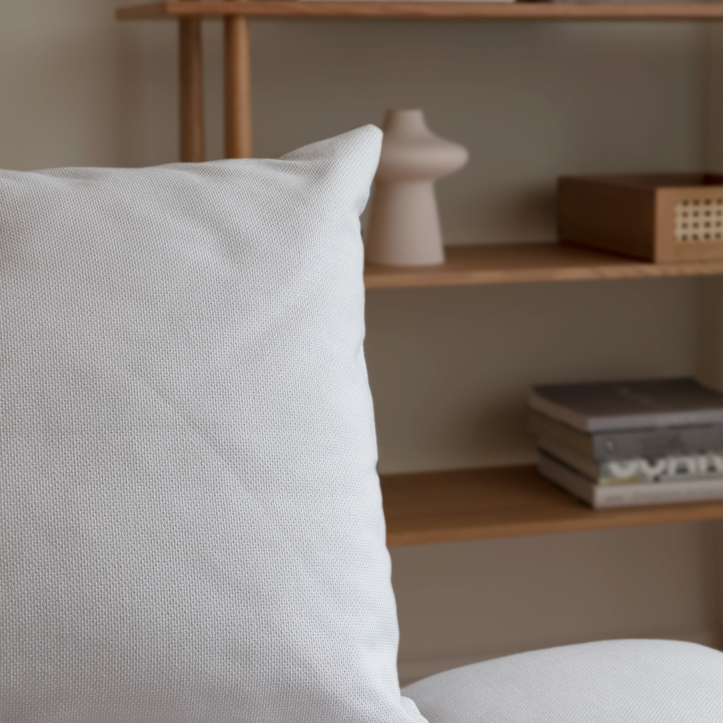 Umage Lounge Soffbord Around Shuffle Oak 71x71