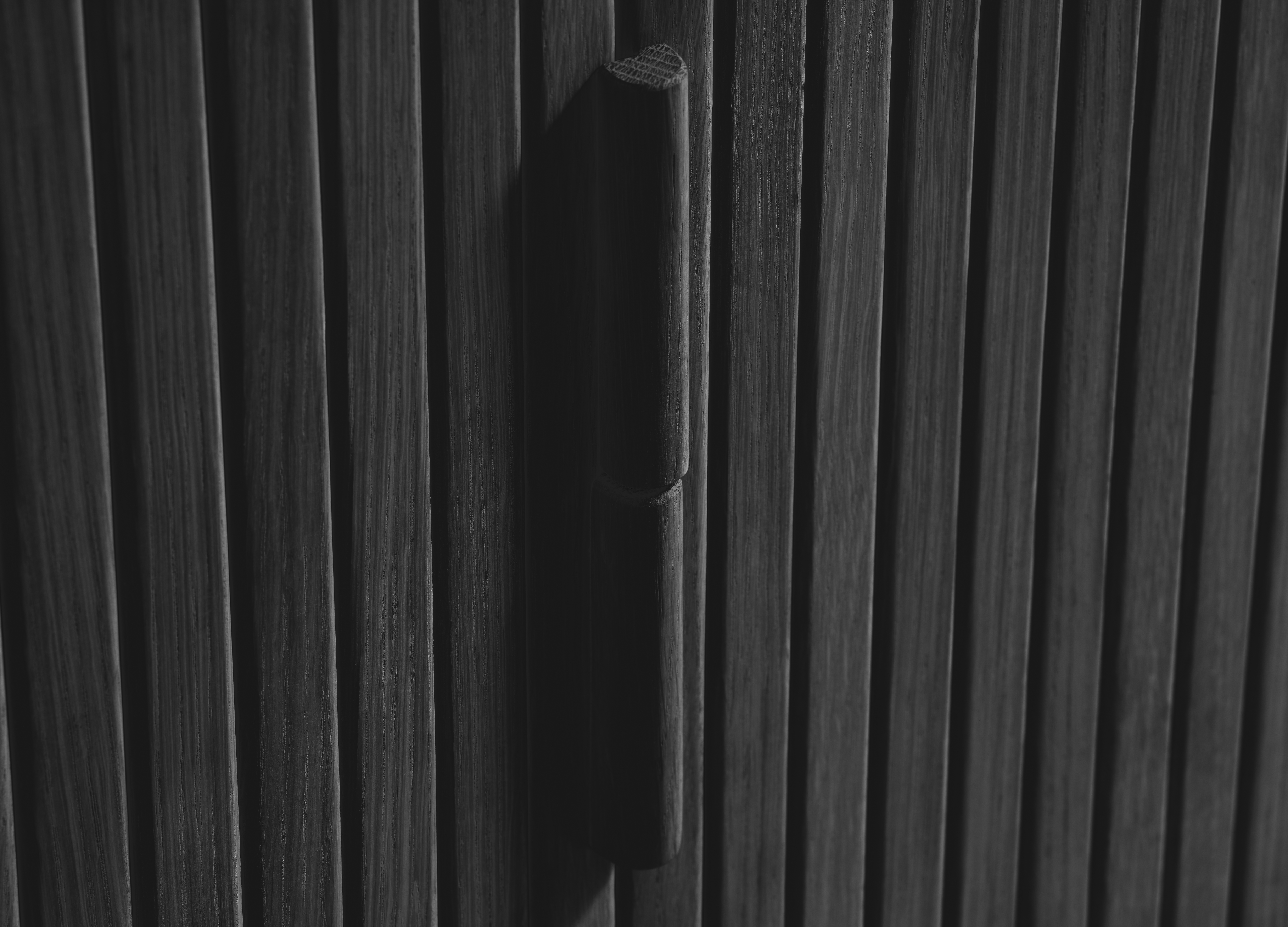 Nordic Home Tindra TV-Schrank Black Oak 160cm