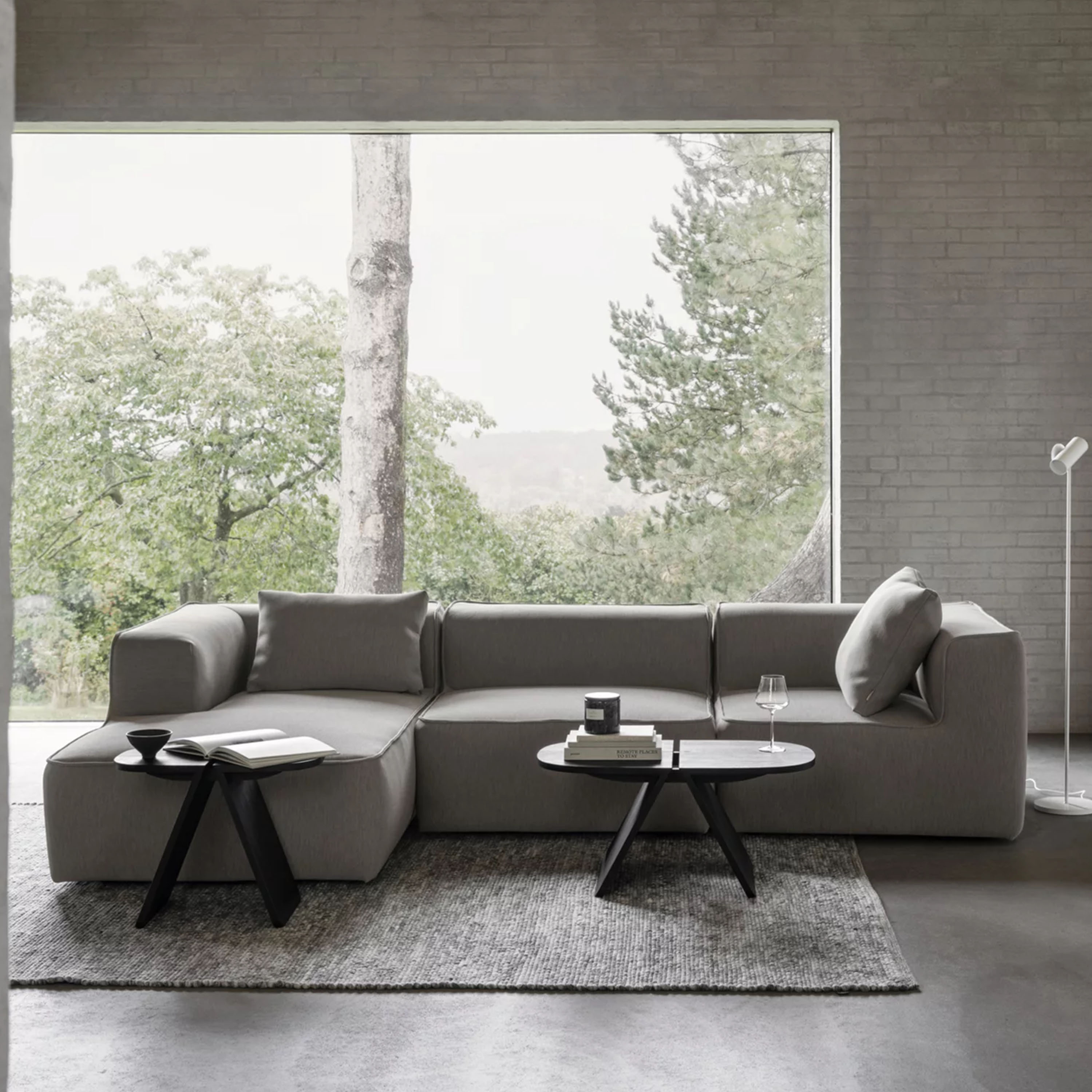 Blomus Avio Sidobord Black Oak 55cm