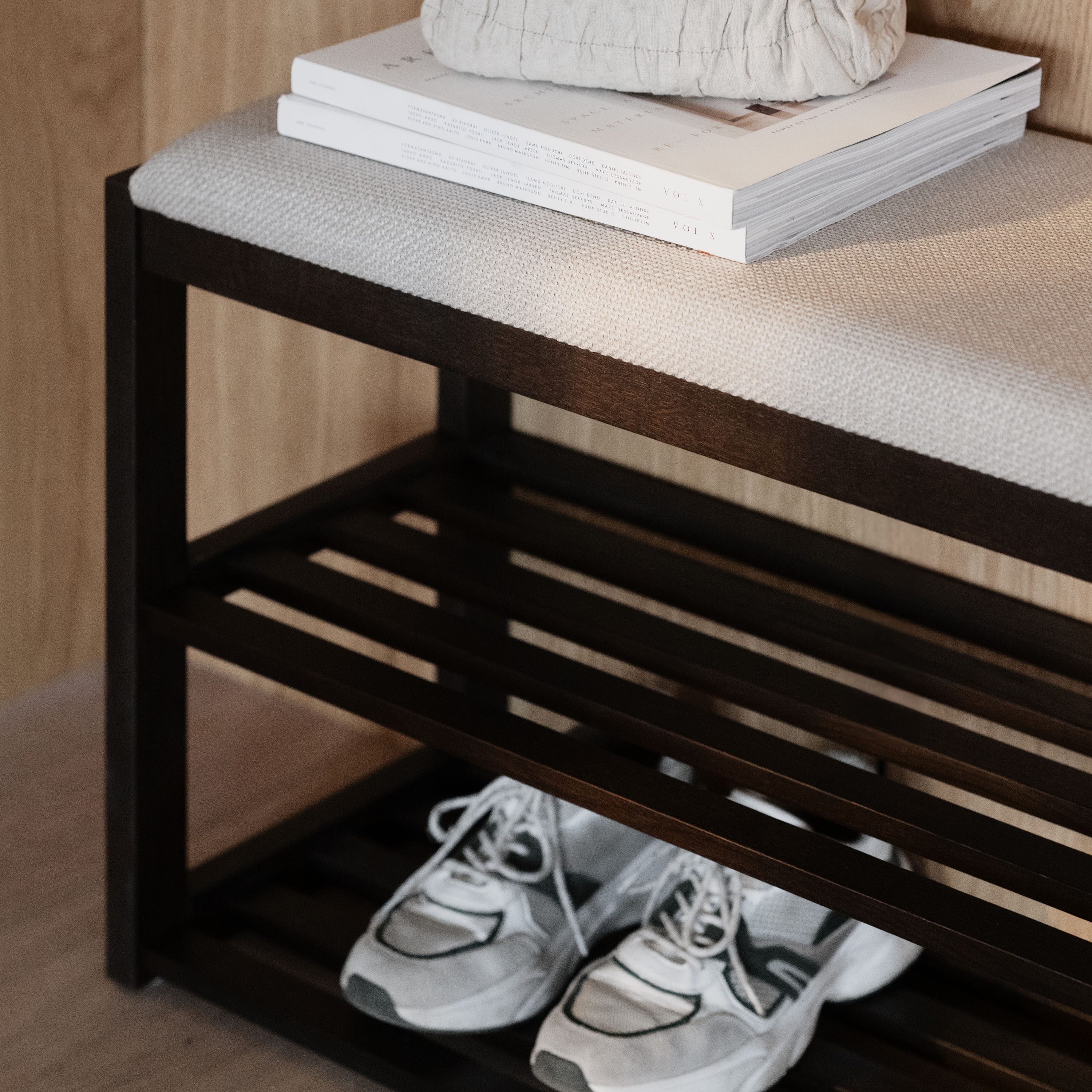 Rowico Home Confetti Bank Braun lackiert 80cm