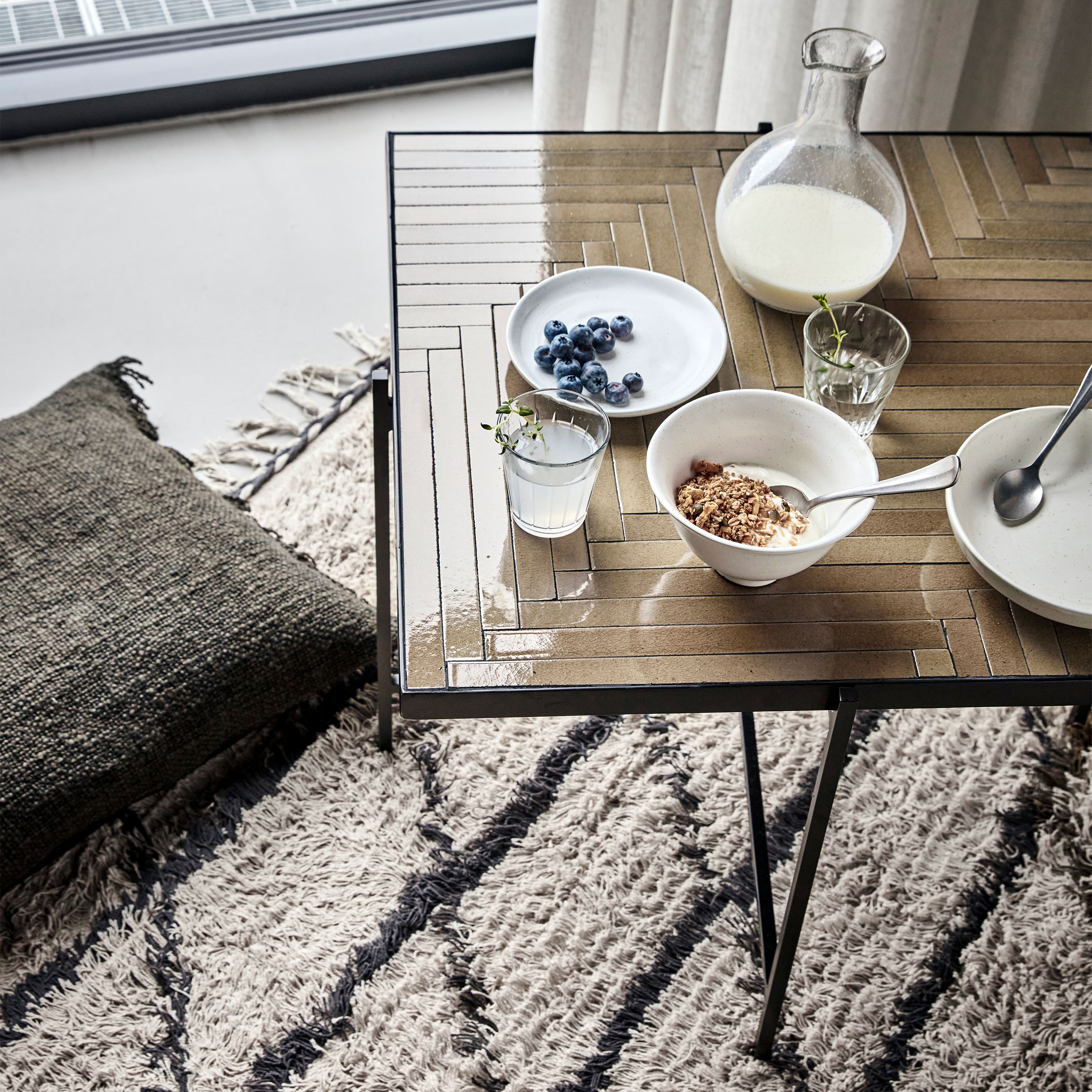 House Doctor Grade Sivupöytä Beige 63x63