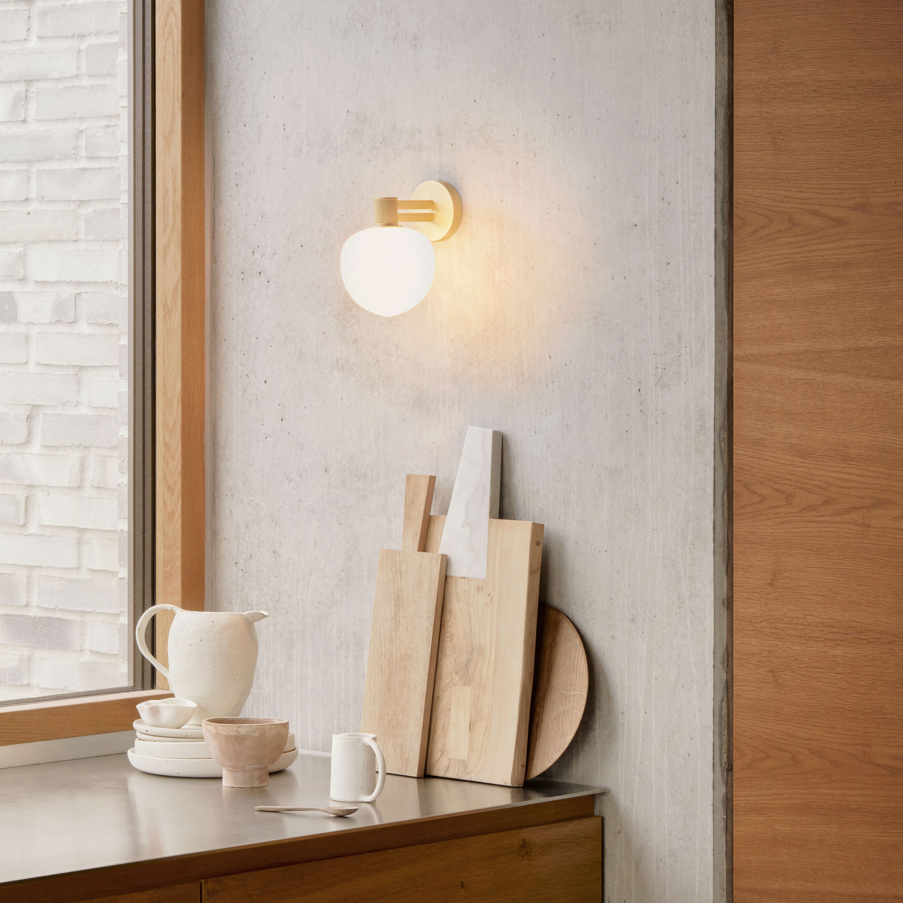 LYFA Memoir Vägglampa Brass 18cm