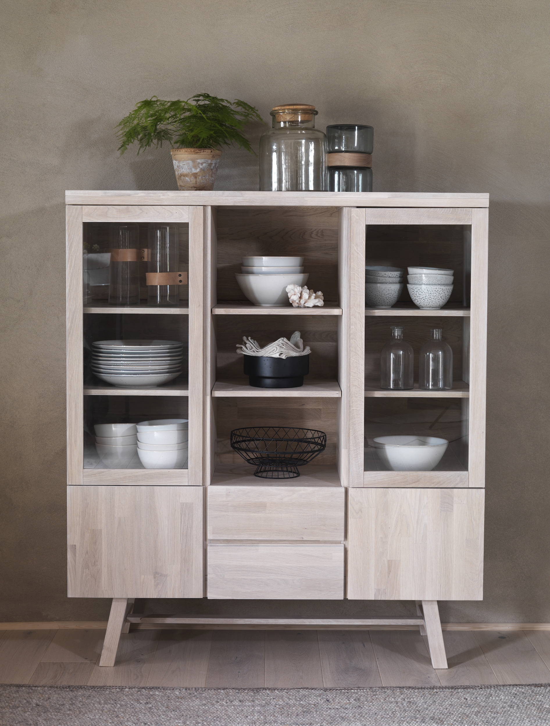 Rowico Home Brooklyn Vitrinskåp Vitpigmenterad Ek