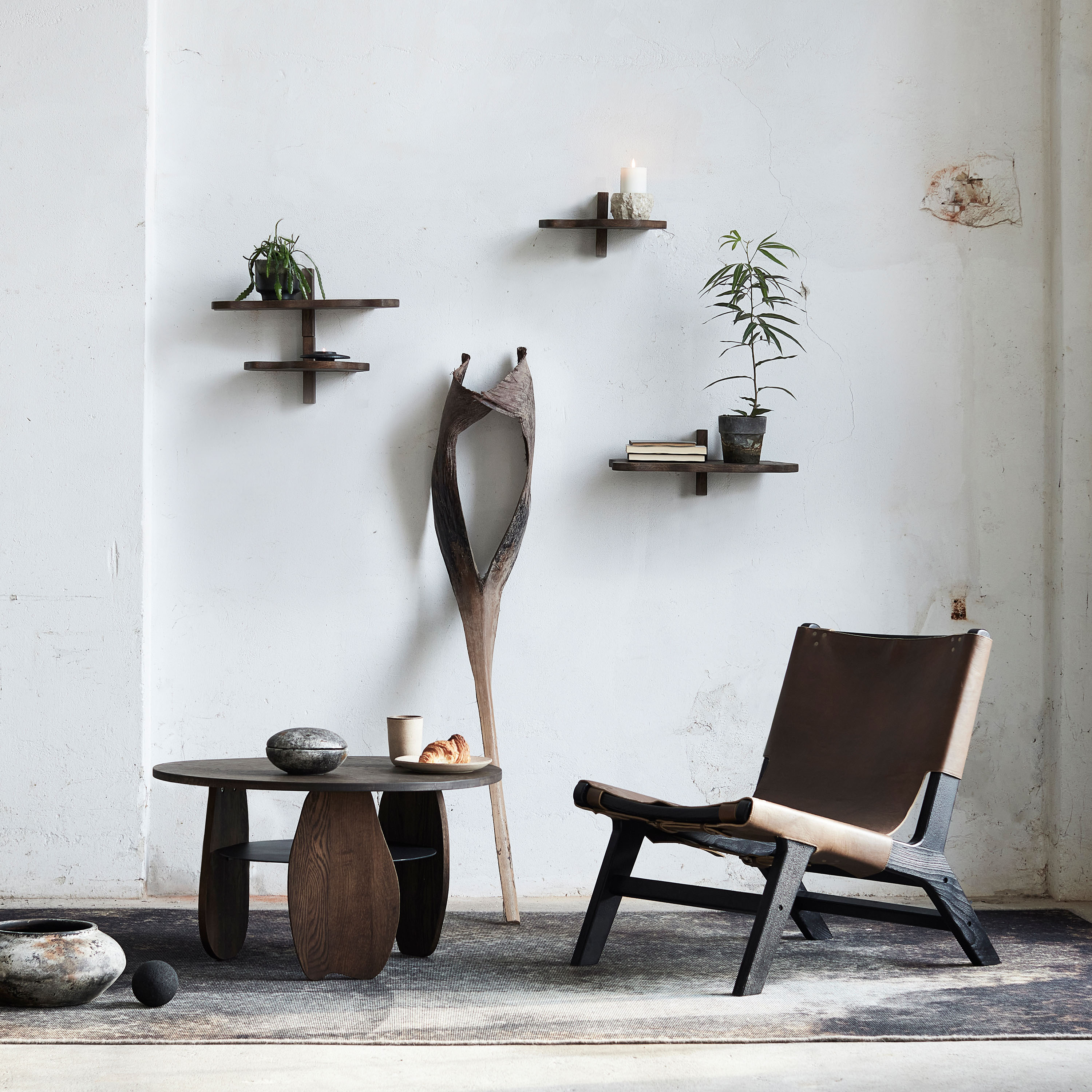 Muubs Ishi Sohvapöytä Dark Oil Oak/Metal Ø80