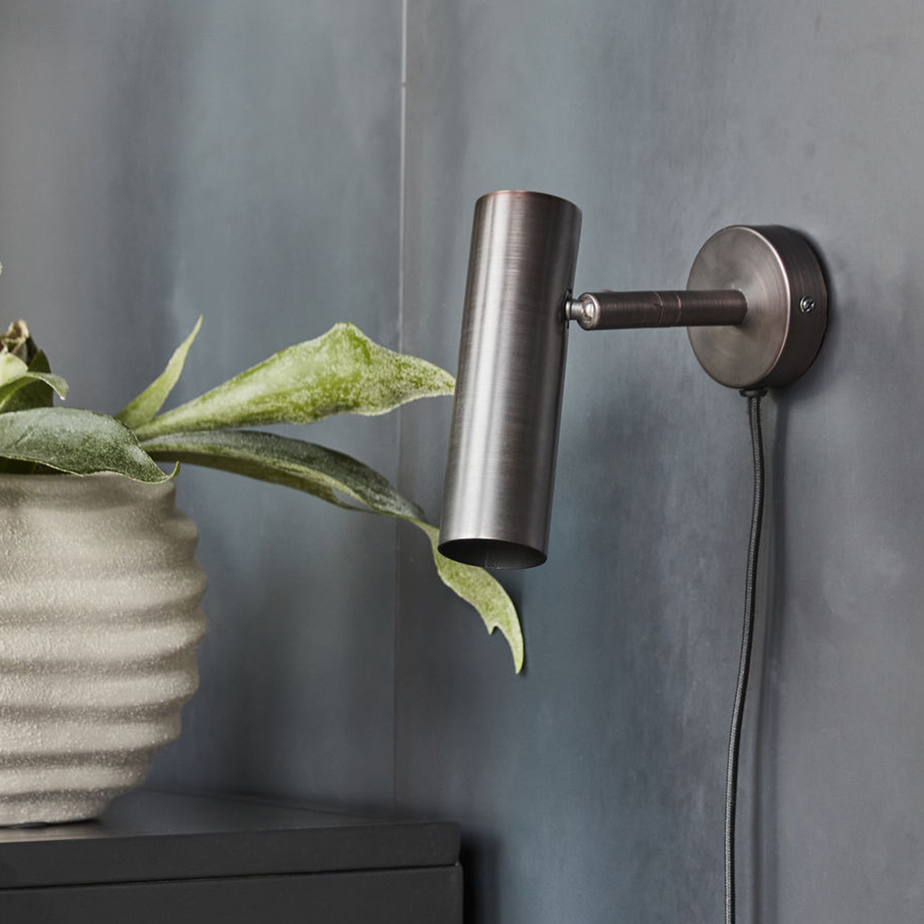 House Doctor Norm Seinävalaisin Musta Antiikki 15cm