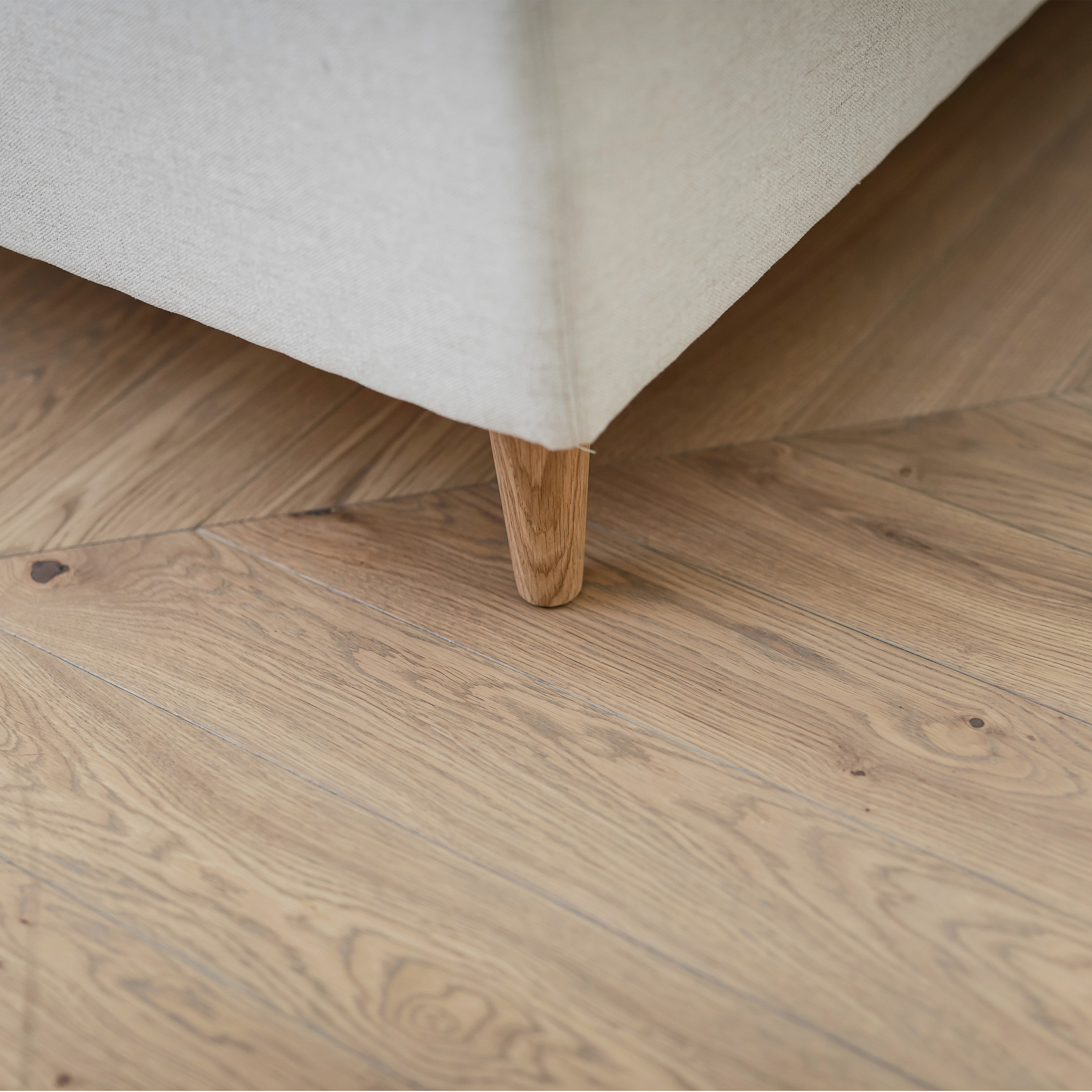 Sleepo Collection Dream Kontinentalsäng Sand 180 Medium/Fast Rundat Träben Ek 13cm