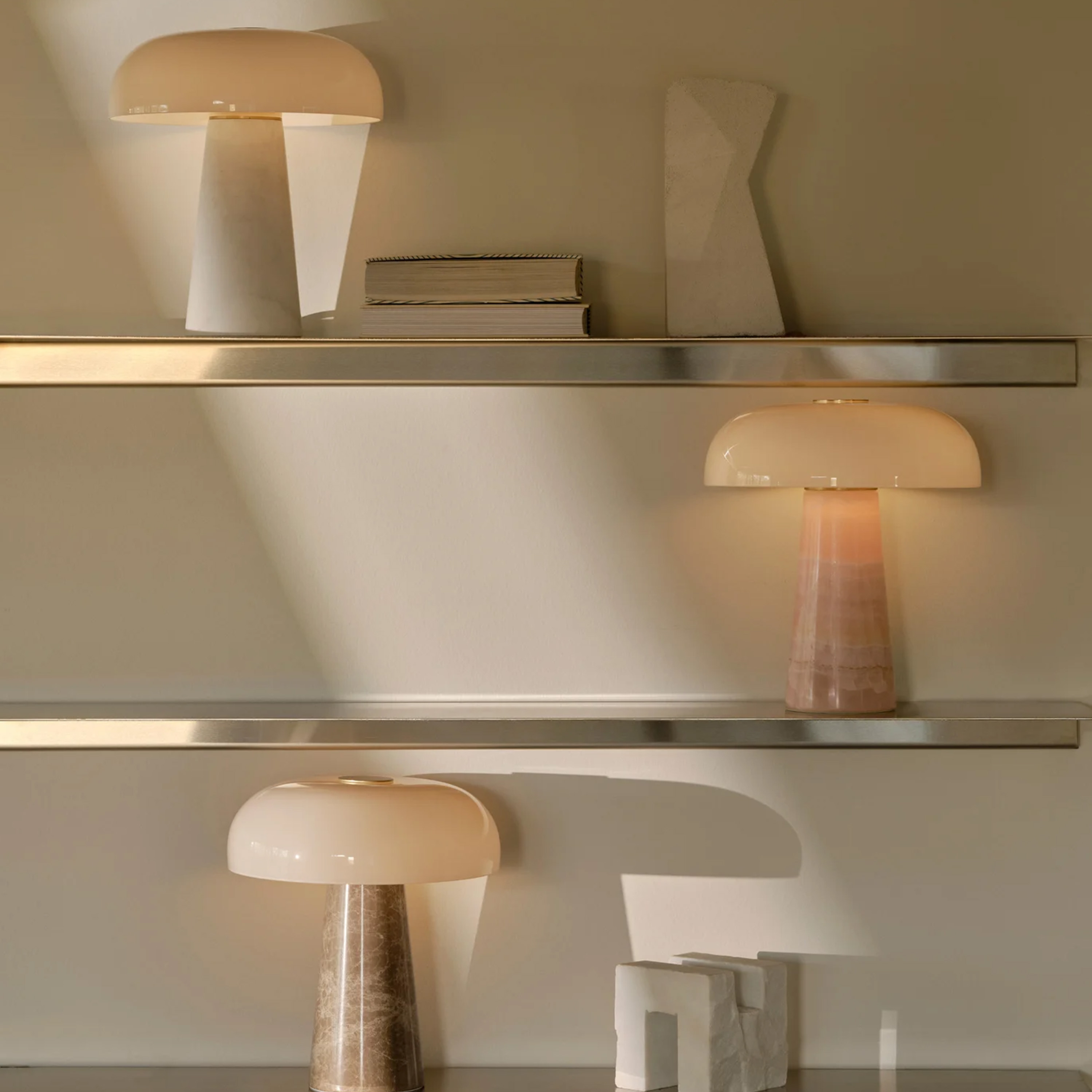 Design For The People Glossy Mini Tischlampe Weiß 24cm