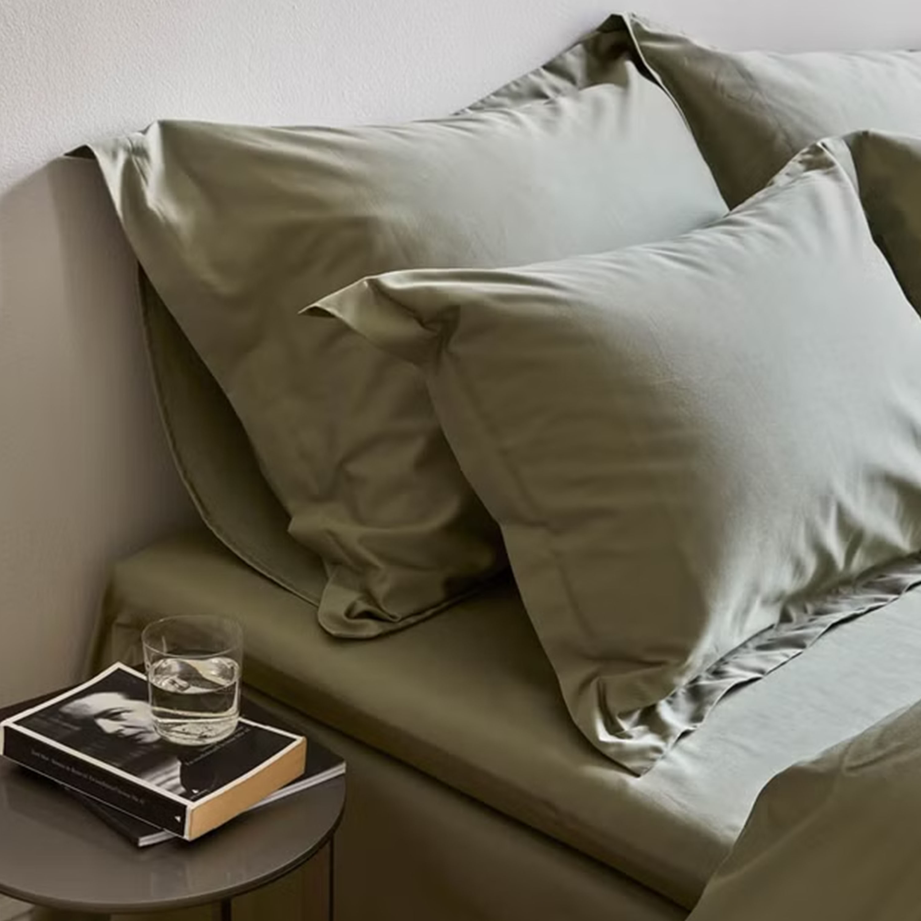 Høie Elegance Underlakan Satin Dämpad Grön 240x270