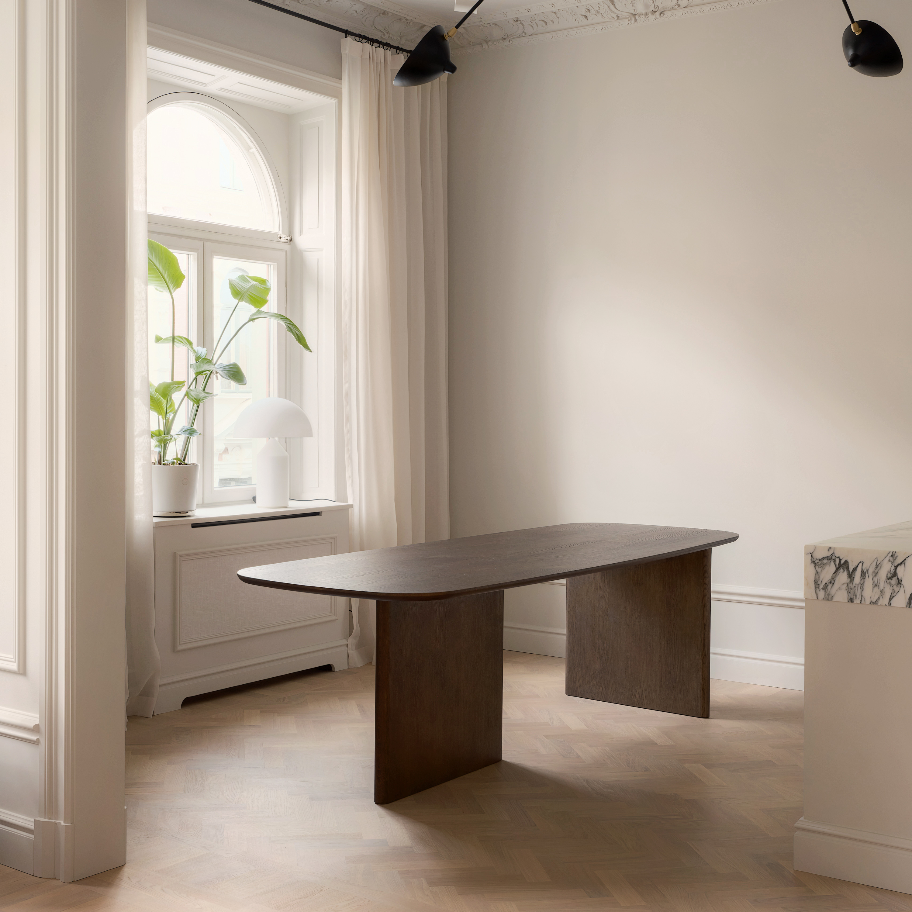 Sleepo Collection Ivy Esstisch Braun gebeizt 240cm