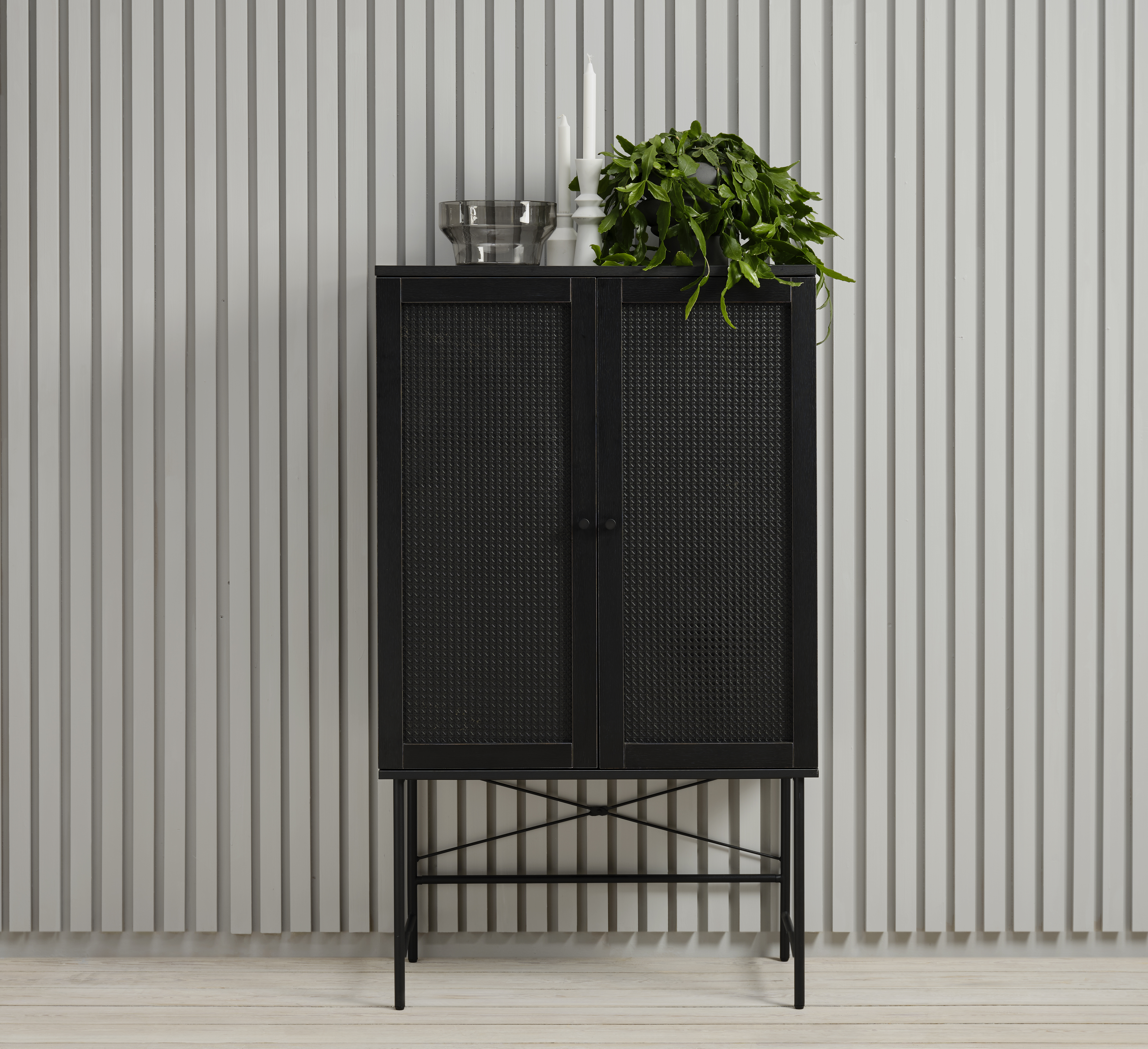 Nordic Home Elin Kaappi Black 135cm