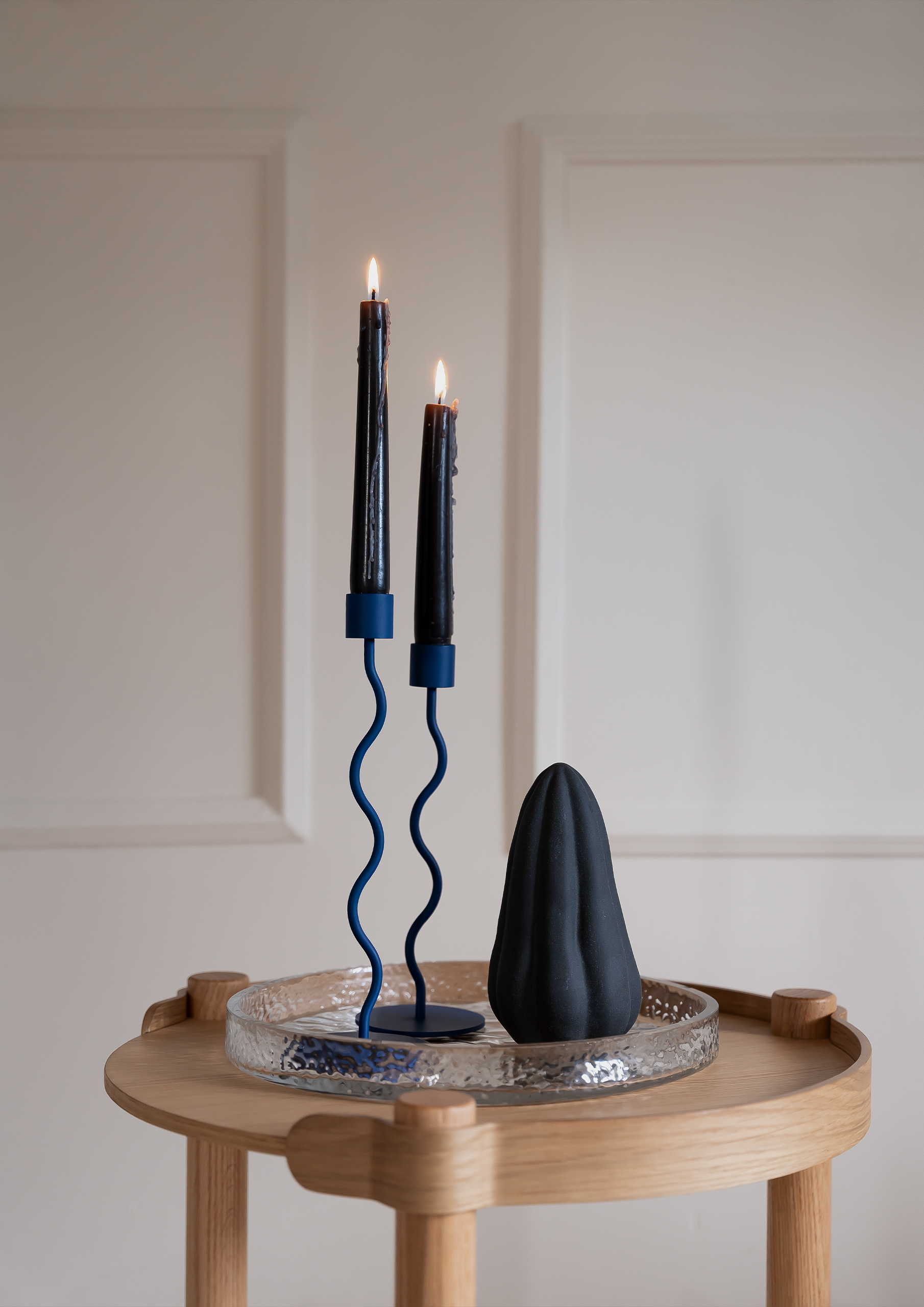 Cooee Design Curved Ljusstake Cobalt Blue 26cm