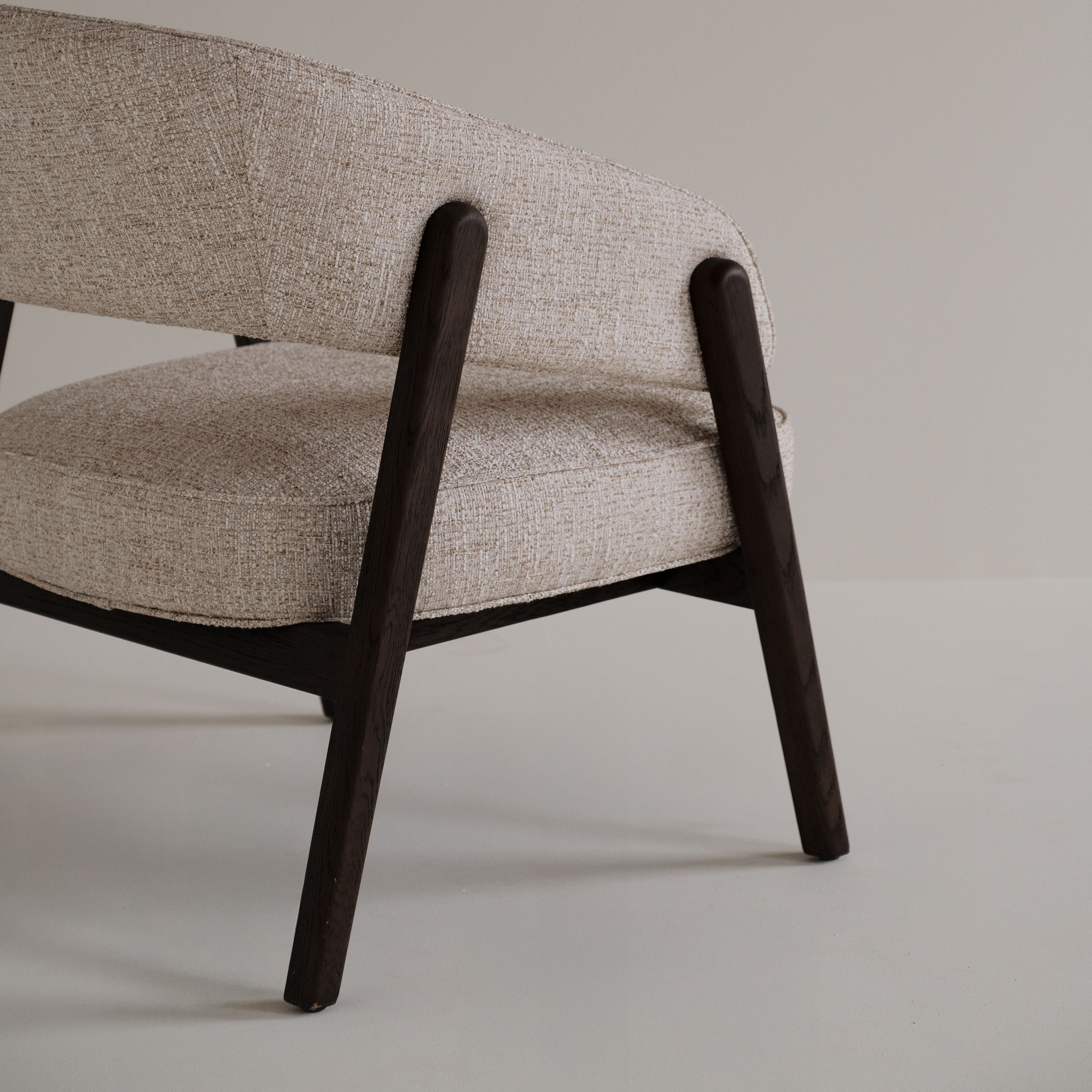 Rowico Home Barnaby Loungesessel Hellbeige/Eiche