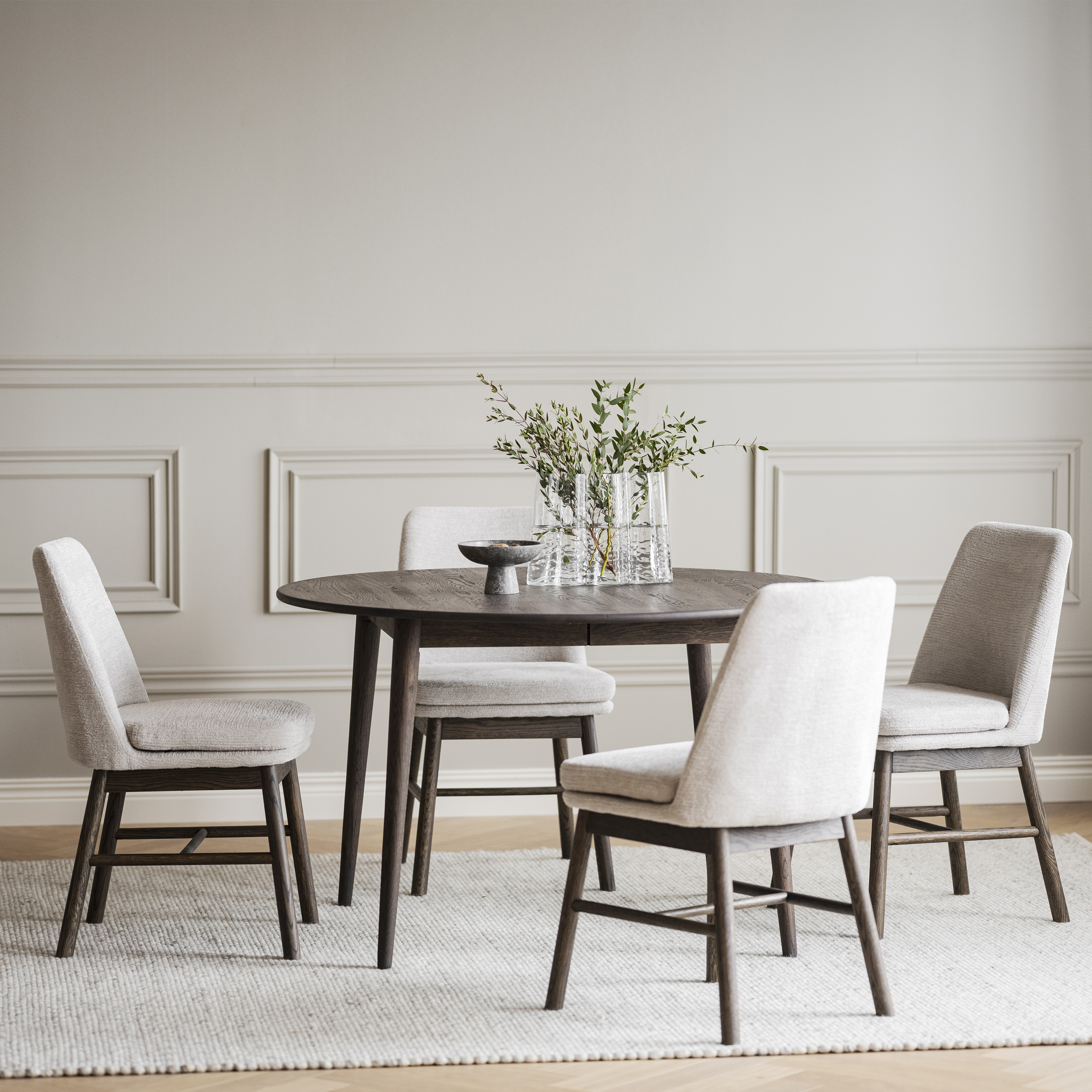 Rowico Home Tyler Matbord Brun Ø120+45