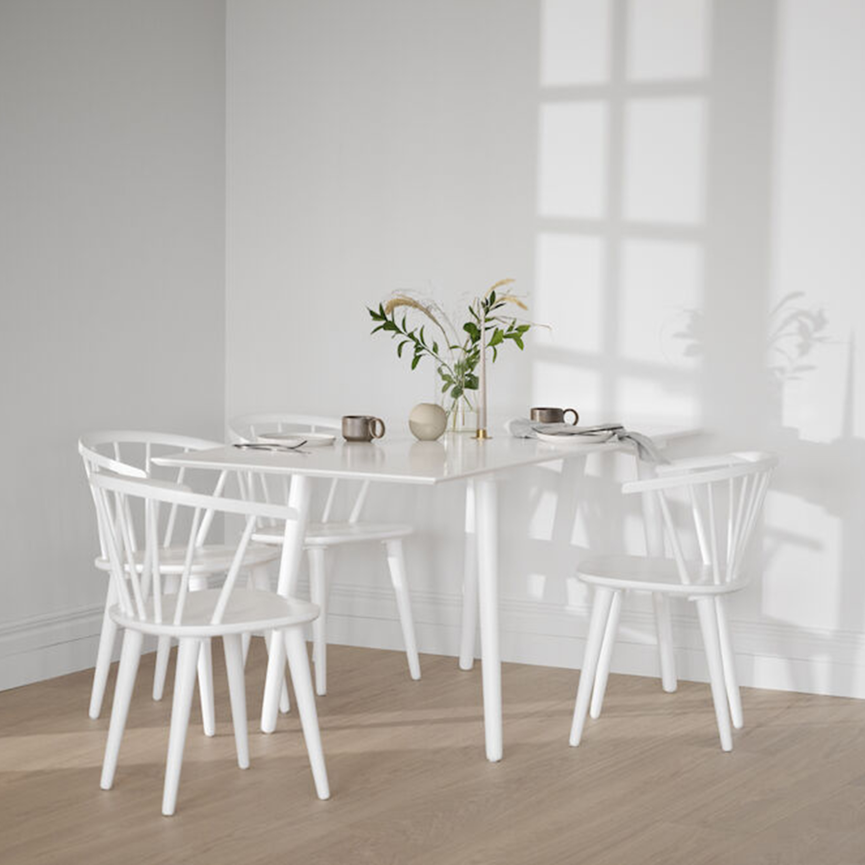 Rowico Home Carmen Matstol Vit