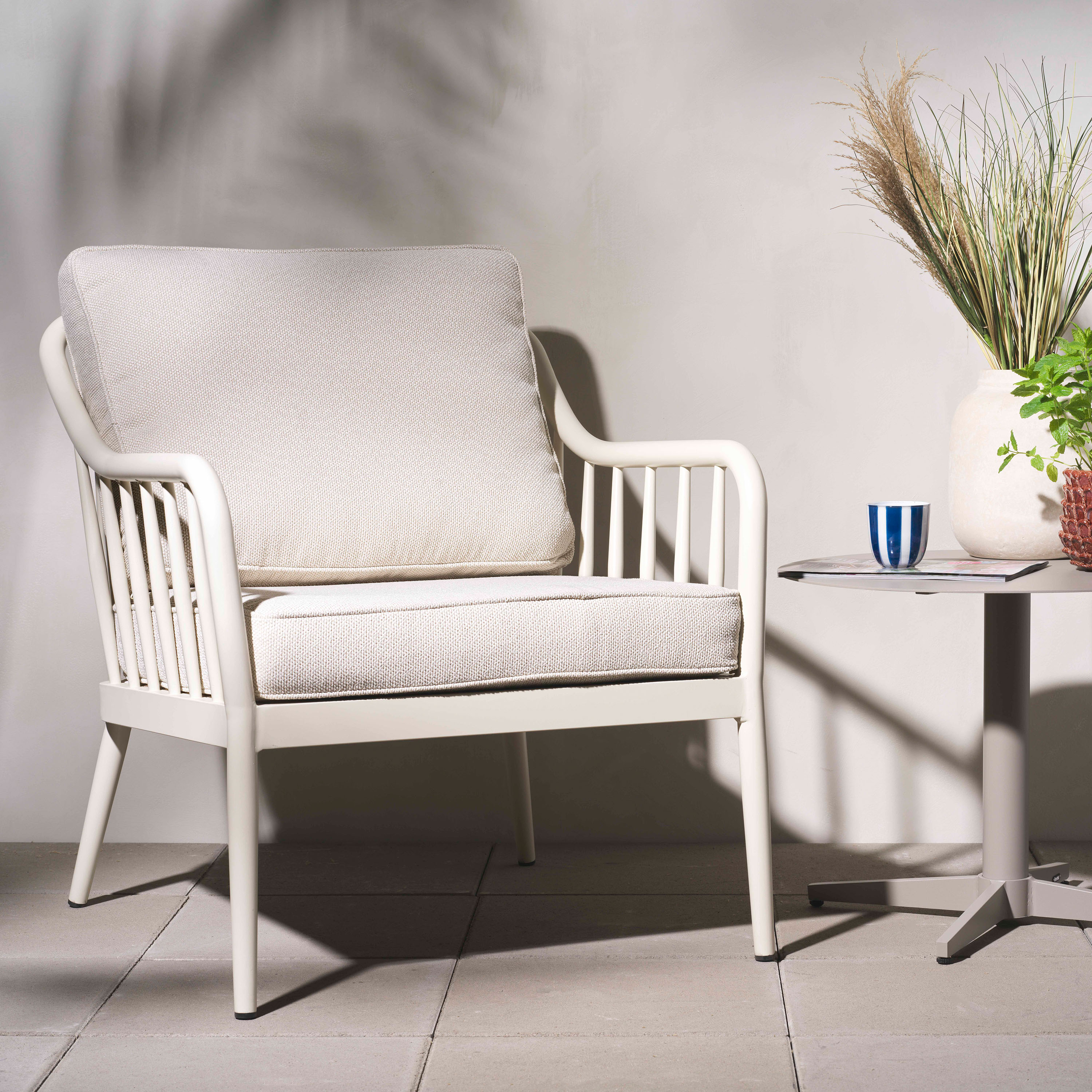 Brafab Coleville Loungefotölj Pearl White/Dot Beige