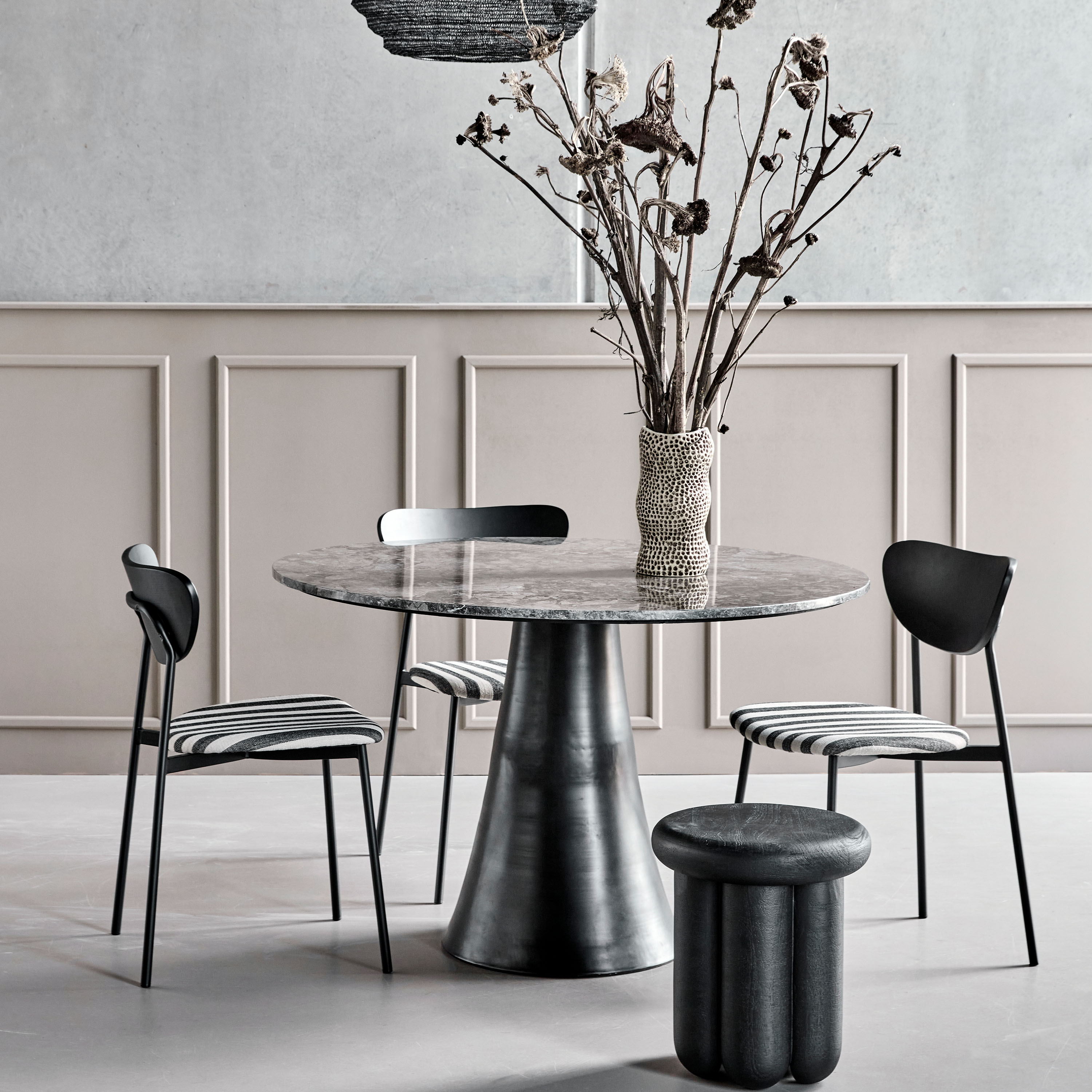 House Doctor Gaya Ruokapöytä Ruskea Ø120