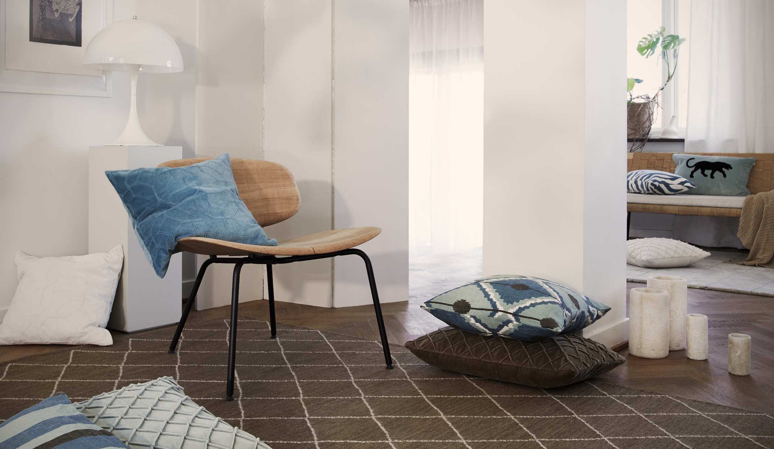 Chhatwal &amp; Jonsson Nandi Tyynynpäällinen Sametti Norsunluu 50x50