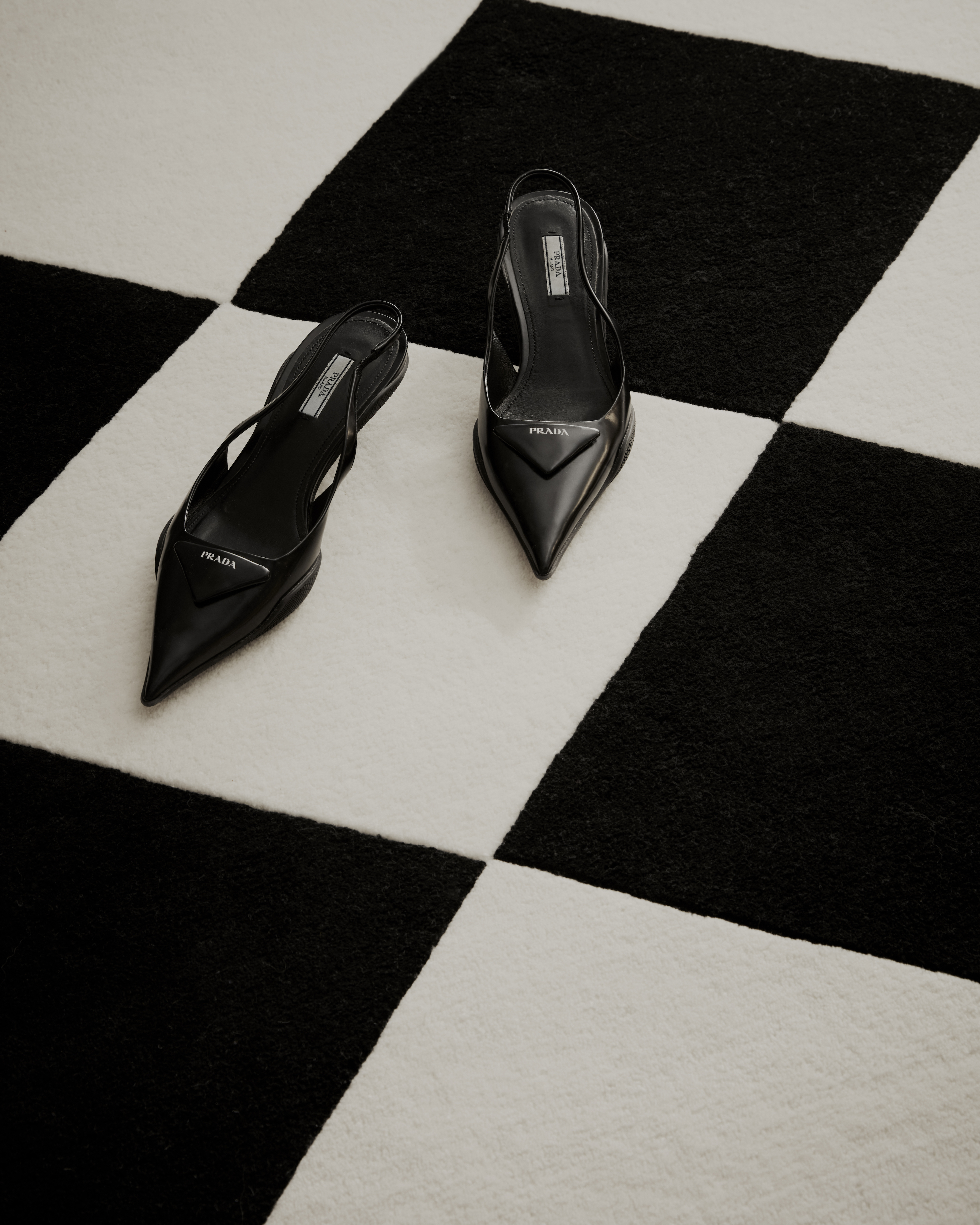 Tinted Tenman Ullamatto Musta/Valkoinen 250x350