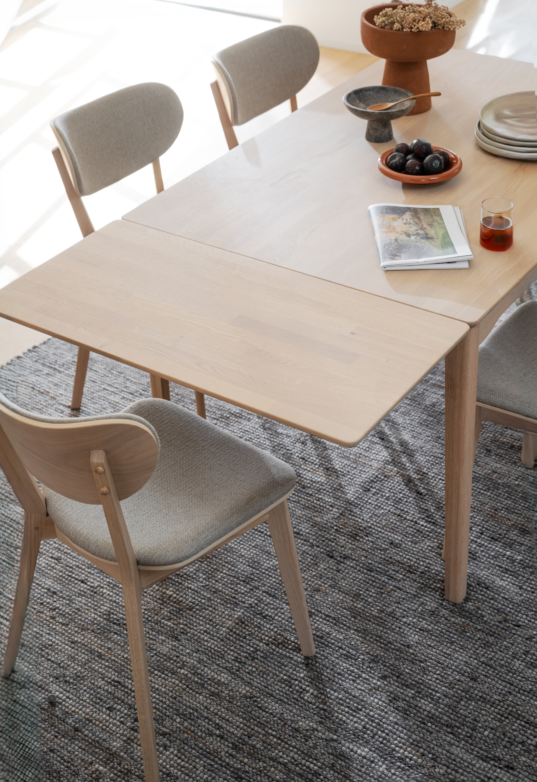 Rowico Home Markham Esstisch Weißpigmentiert 140cm