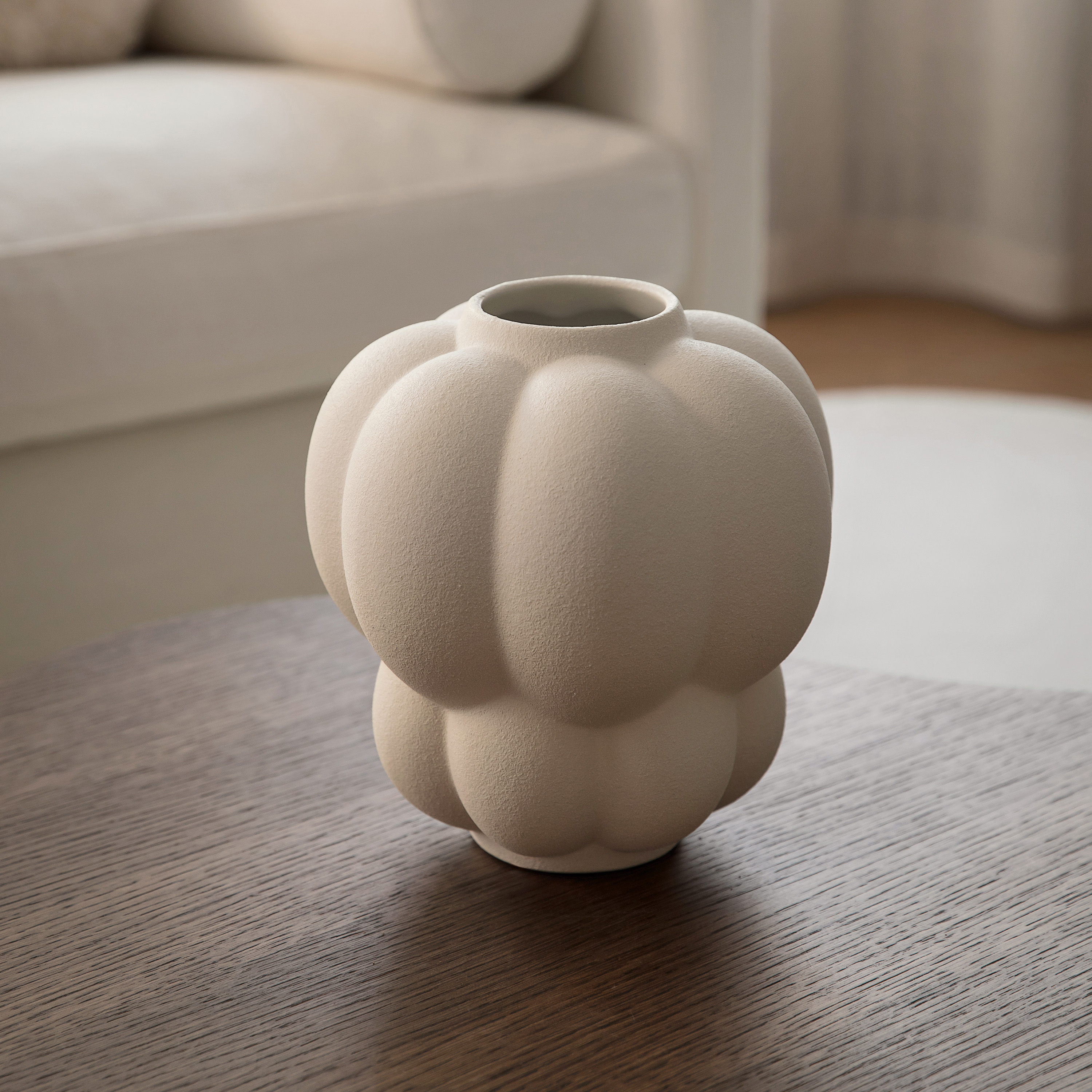 AYTM Uva Vase Keramik Creme 22cm