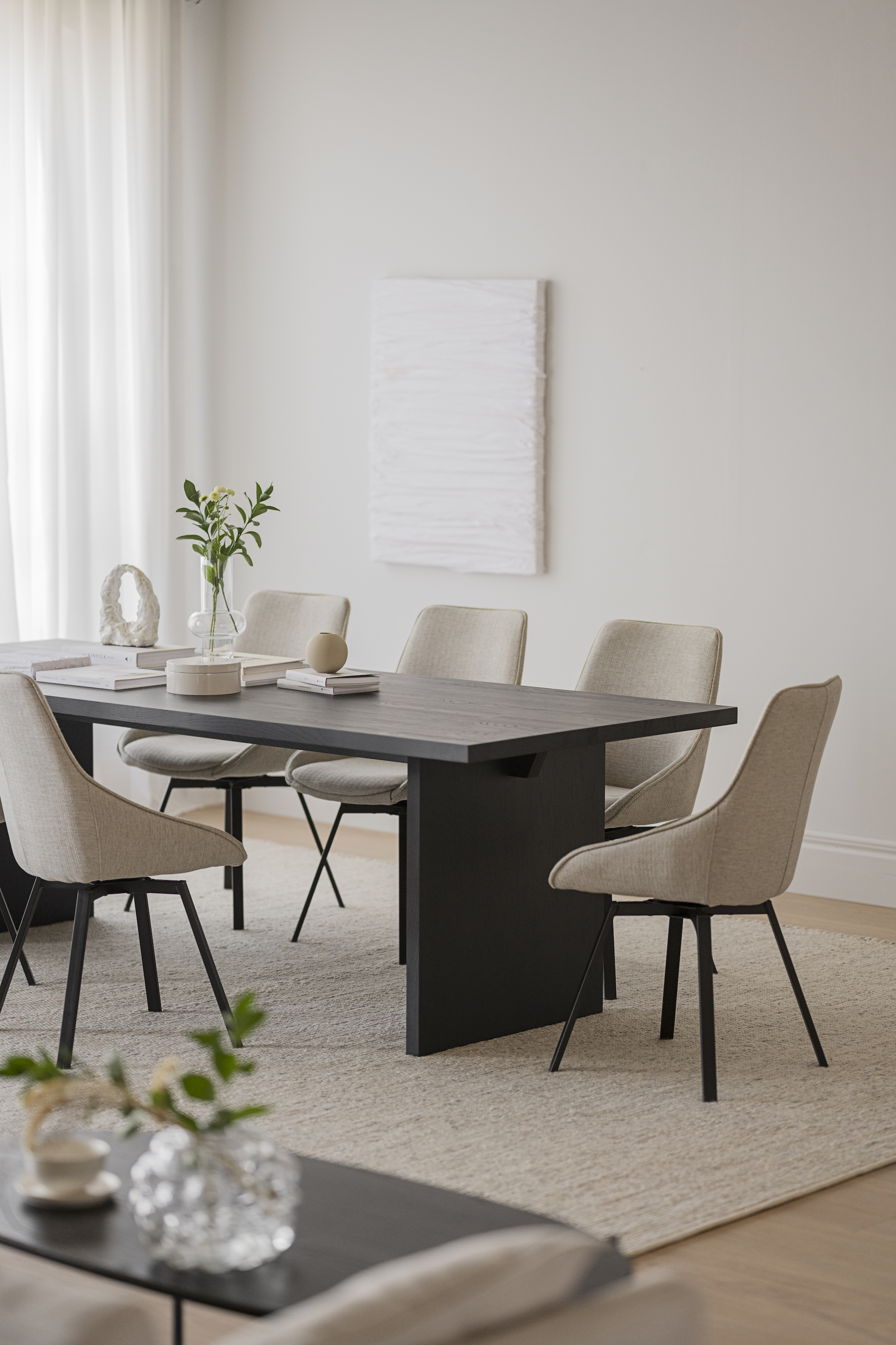 Rowico Home Alison Matstol Beige/Svart