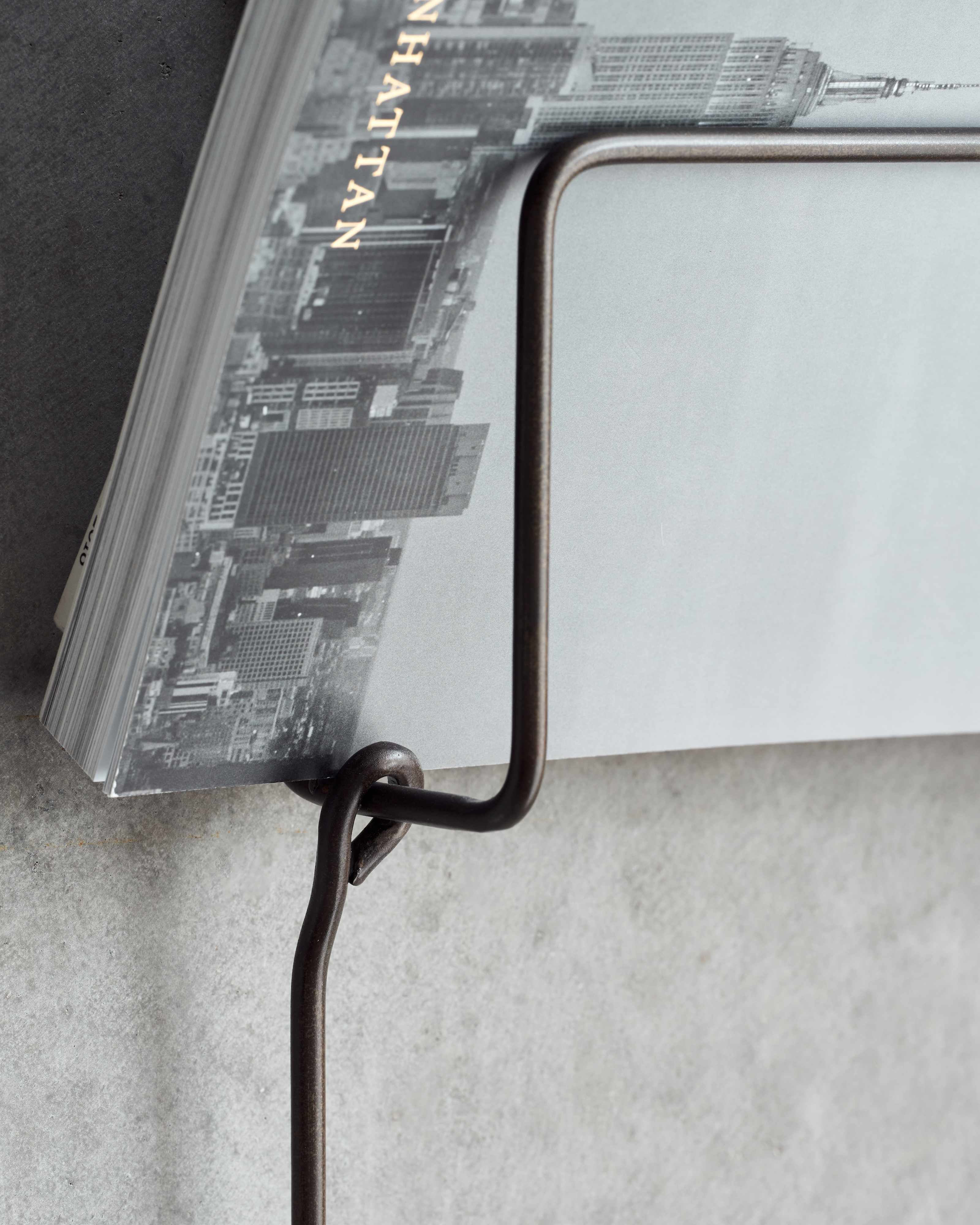 House Doctor Mag Tidningsställ Antik Brun