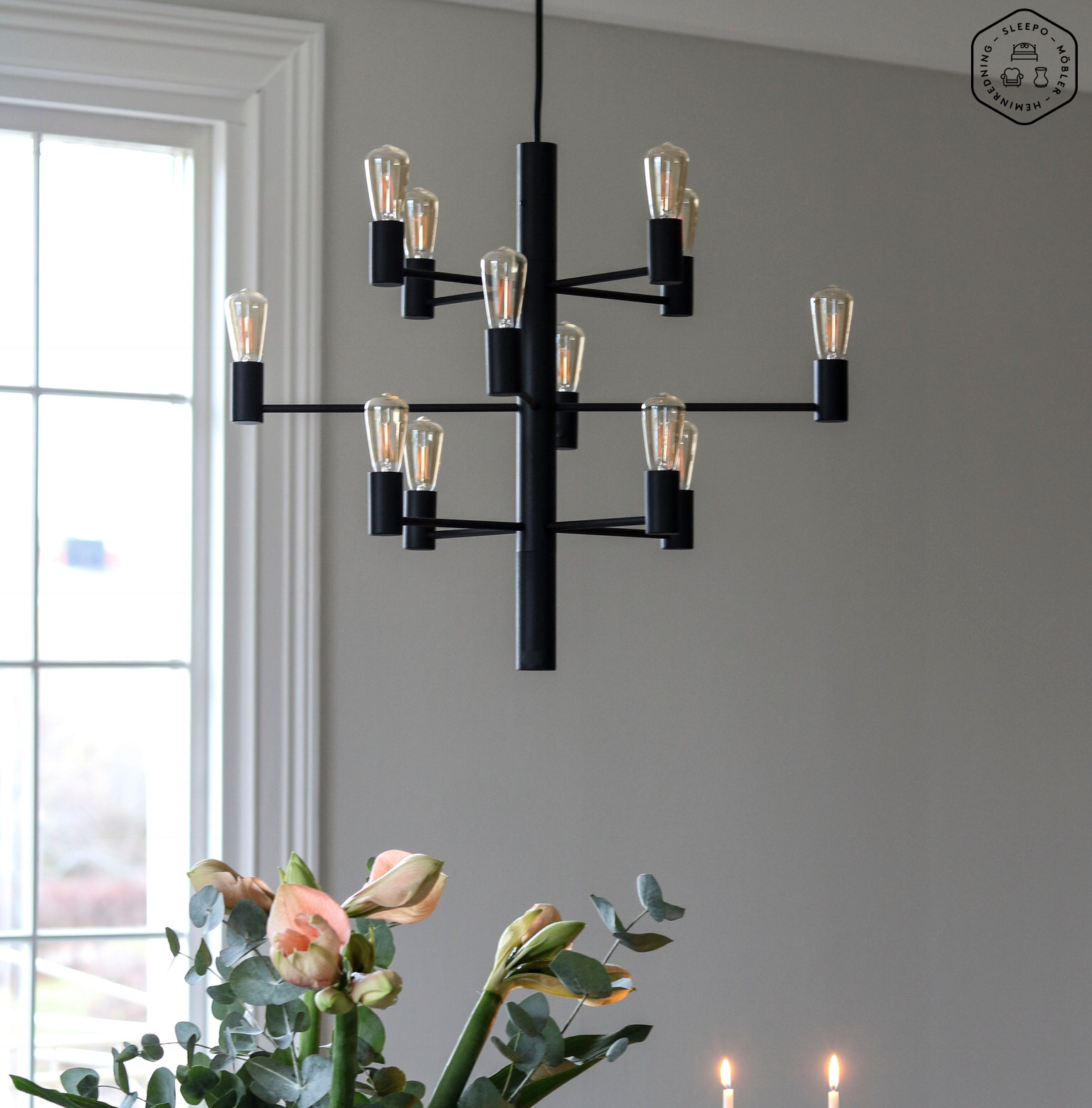 Herstal Manola 12 LED Kattovalaisin Musta