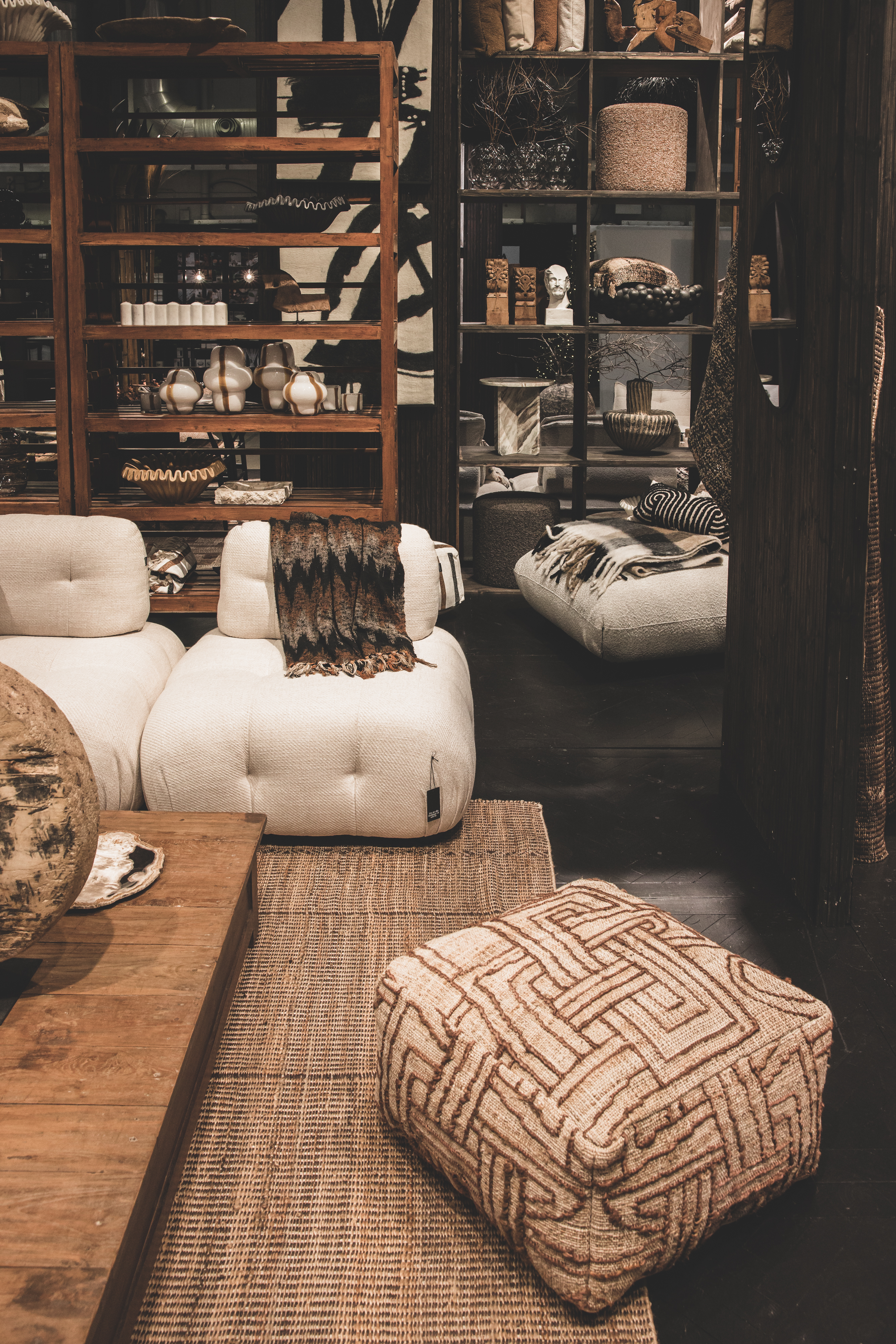 Jakobsdals Kiana Hocker Beige/Braun 60x60