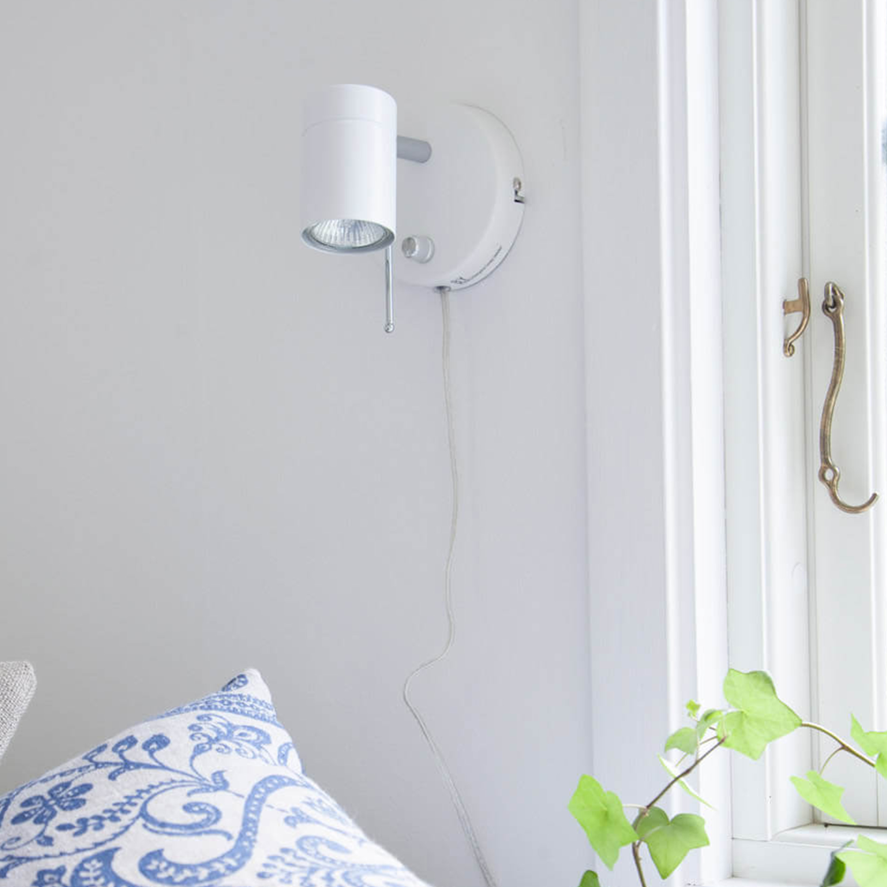 By Rydéns Correct Vägglampa Matt Vit 13cm