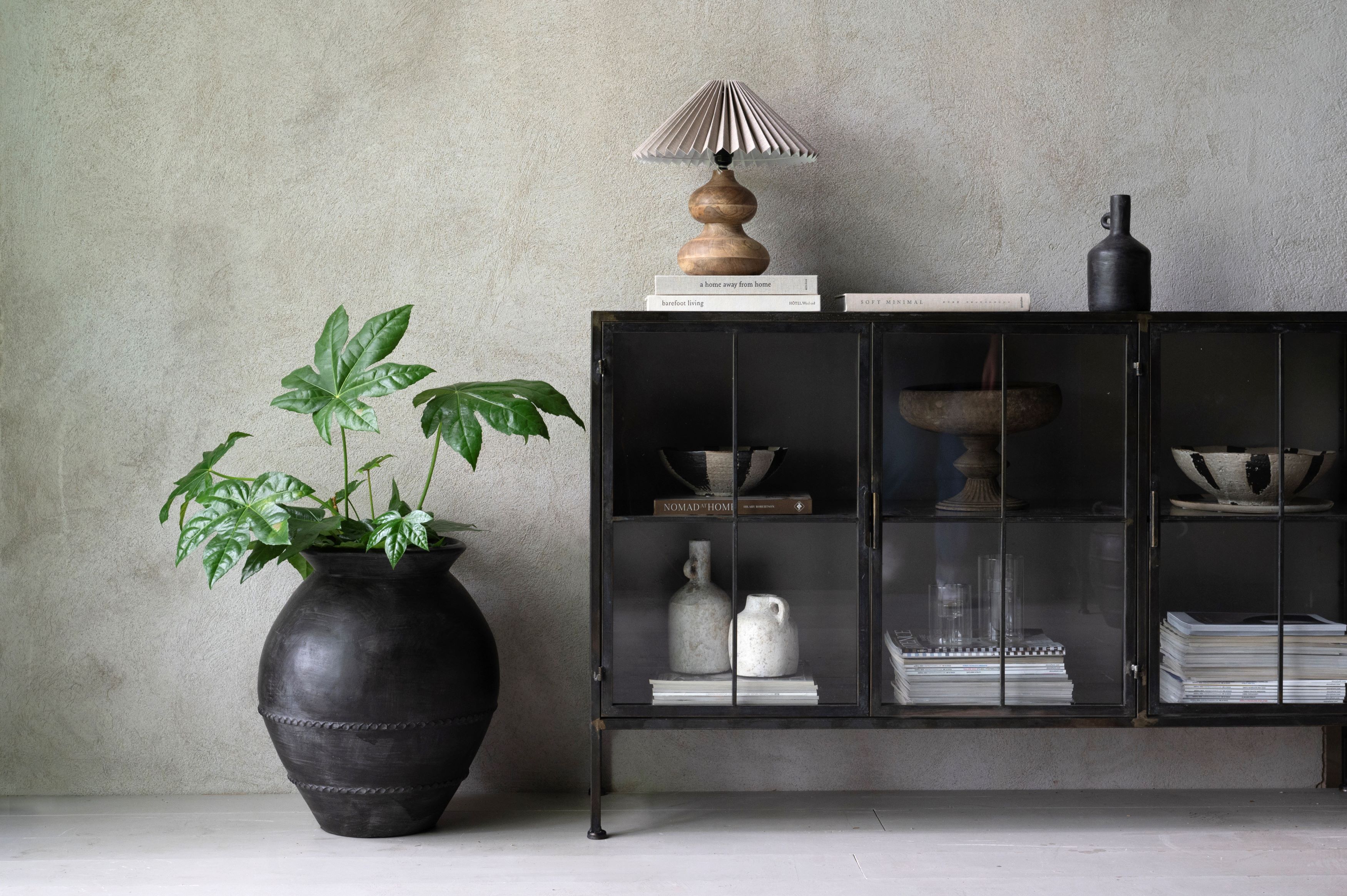 Wikholm Form Bremen Antiikkityylinen lipasto 151cm