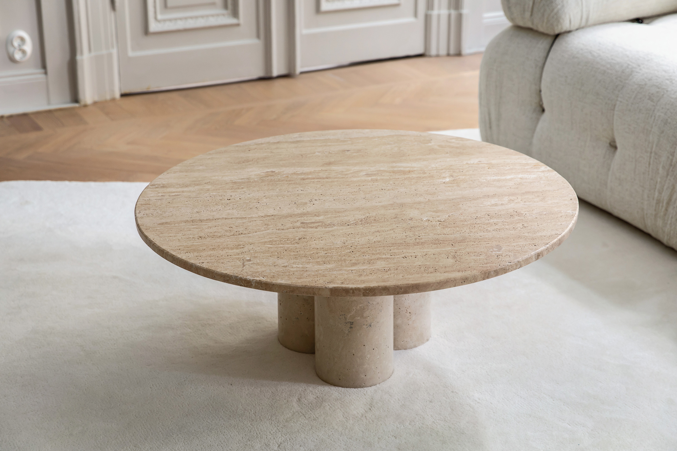 Sleepo Collection Valeri Soffbord Travertin 85cm