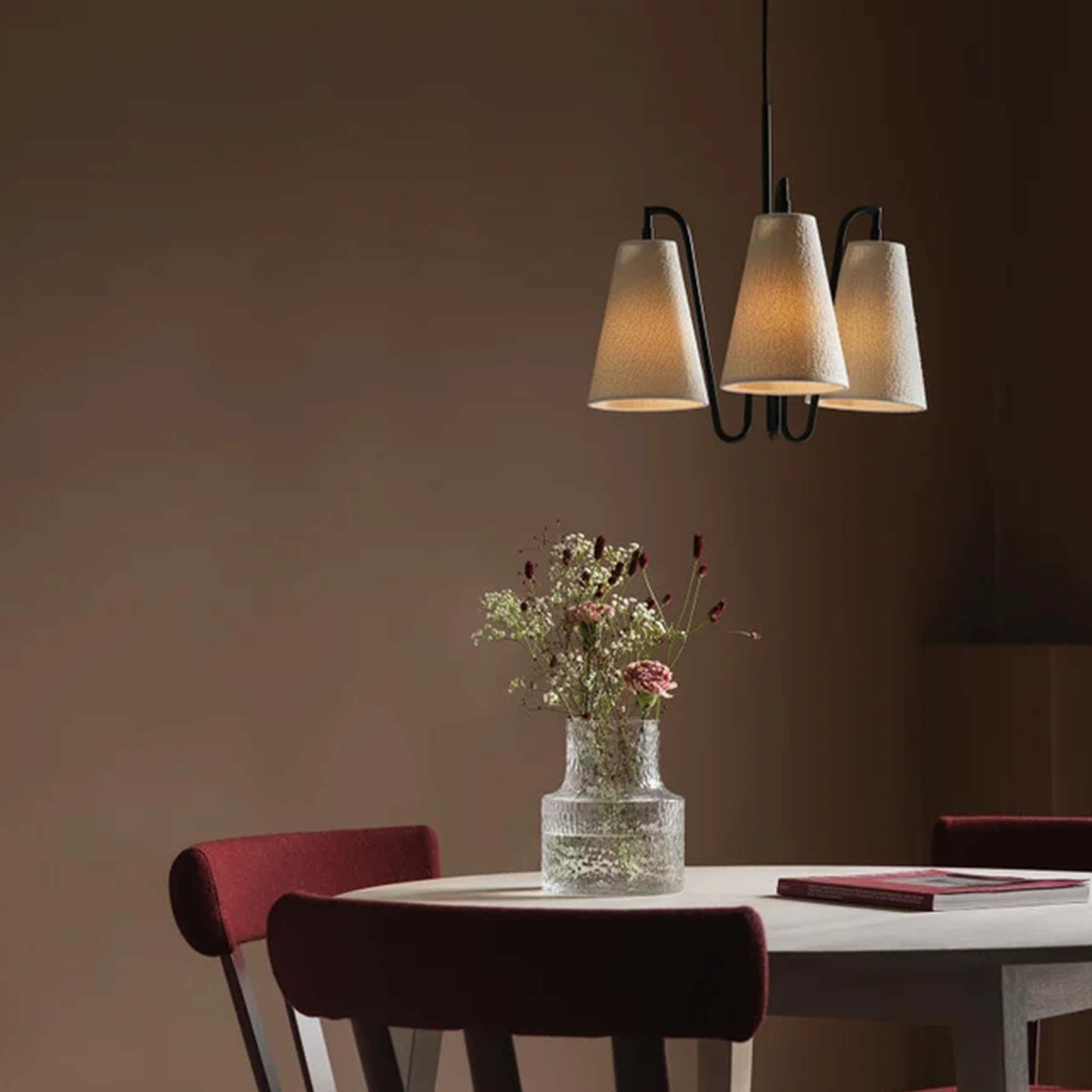 Globen Lighting Lou Taklampe Hvit Bouclé/Svart 3