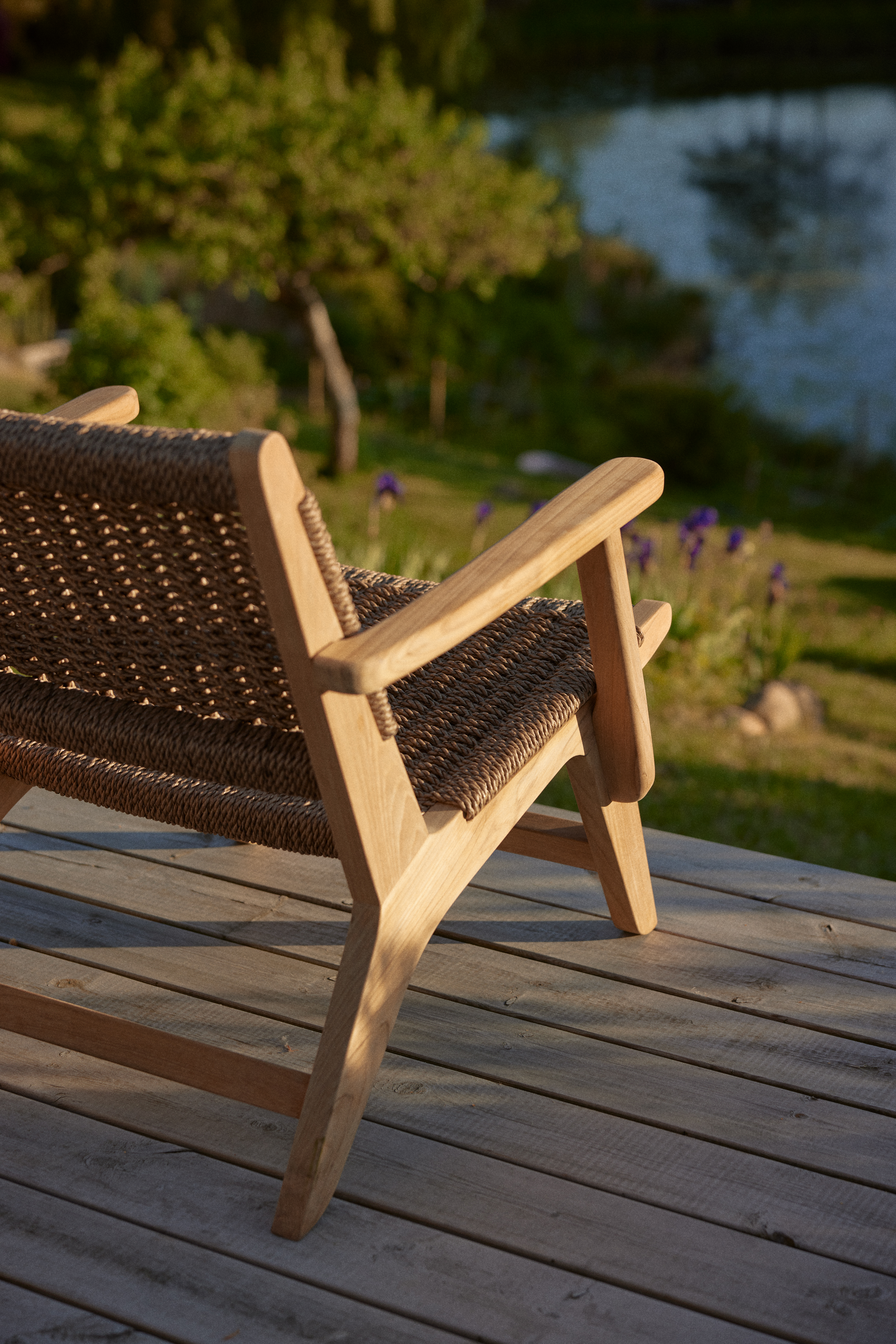 Cinas Eya Ulkoilmaistuin Teakki