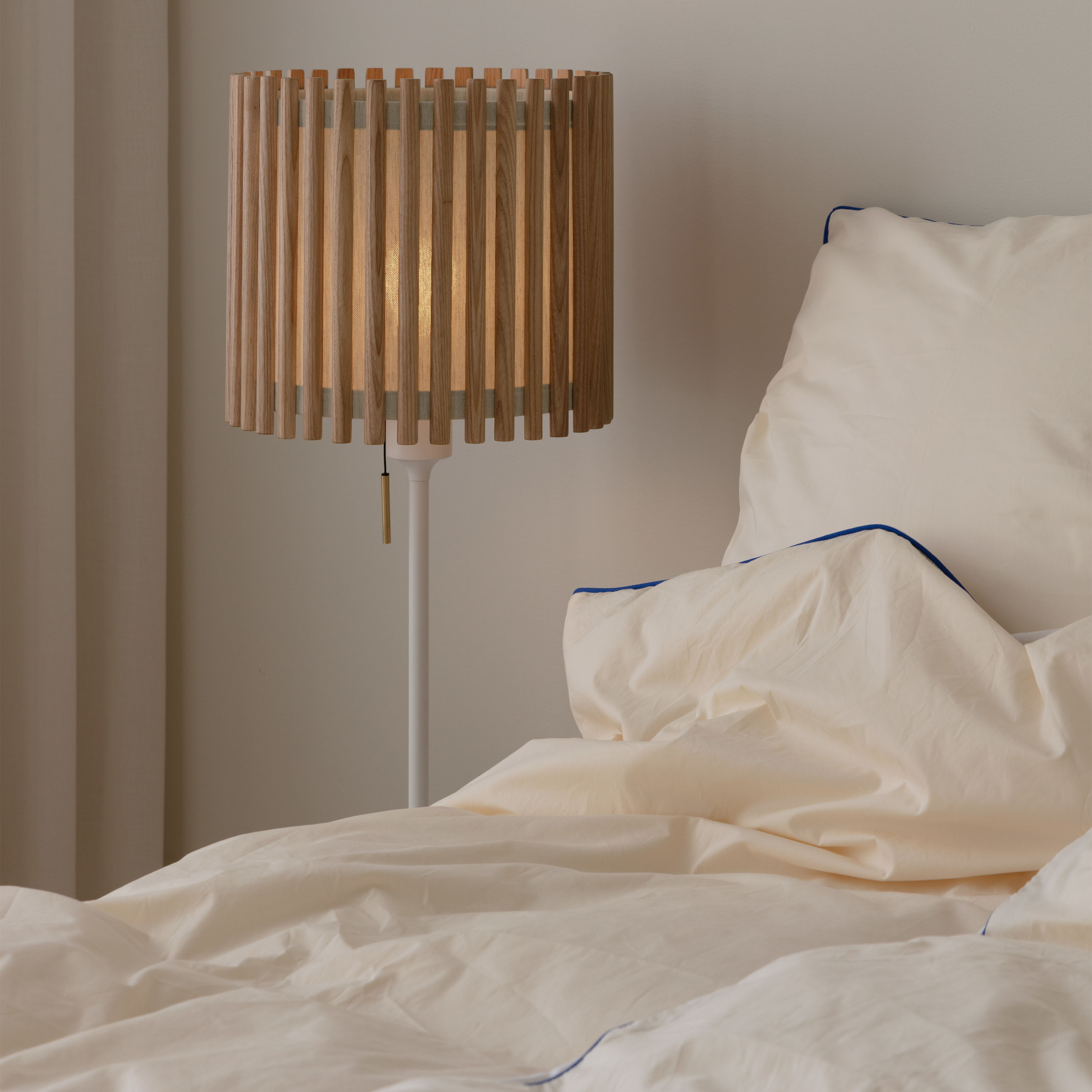 Umage Komorebi Lampunvarjostin Circle Oak Medium