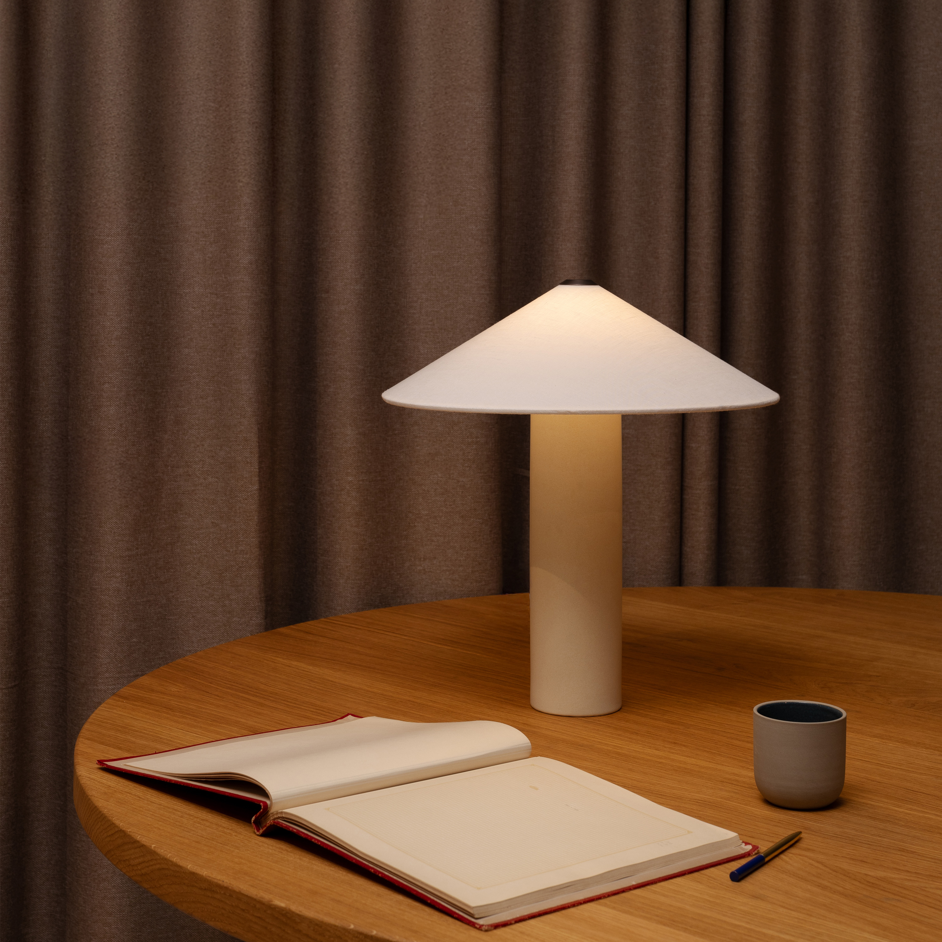 LYFA Futé Bordlampe 42cm