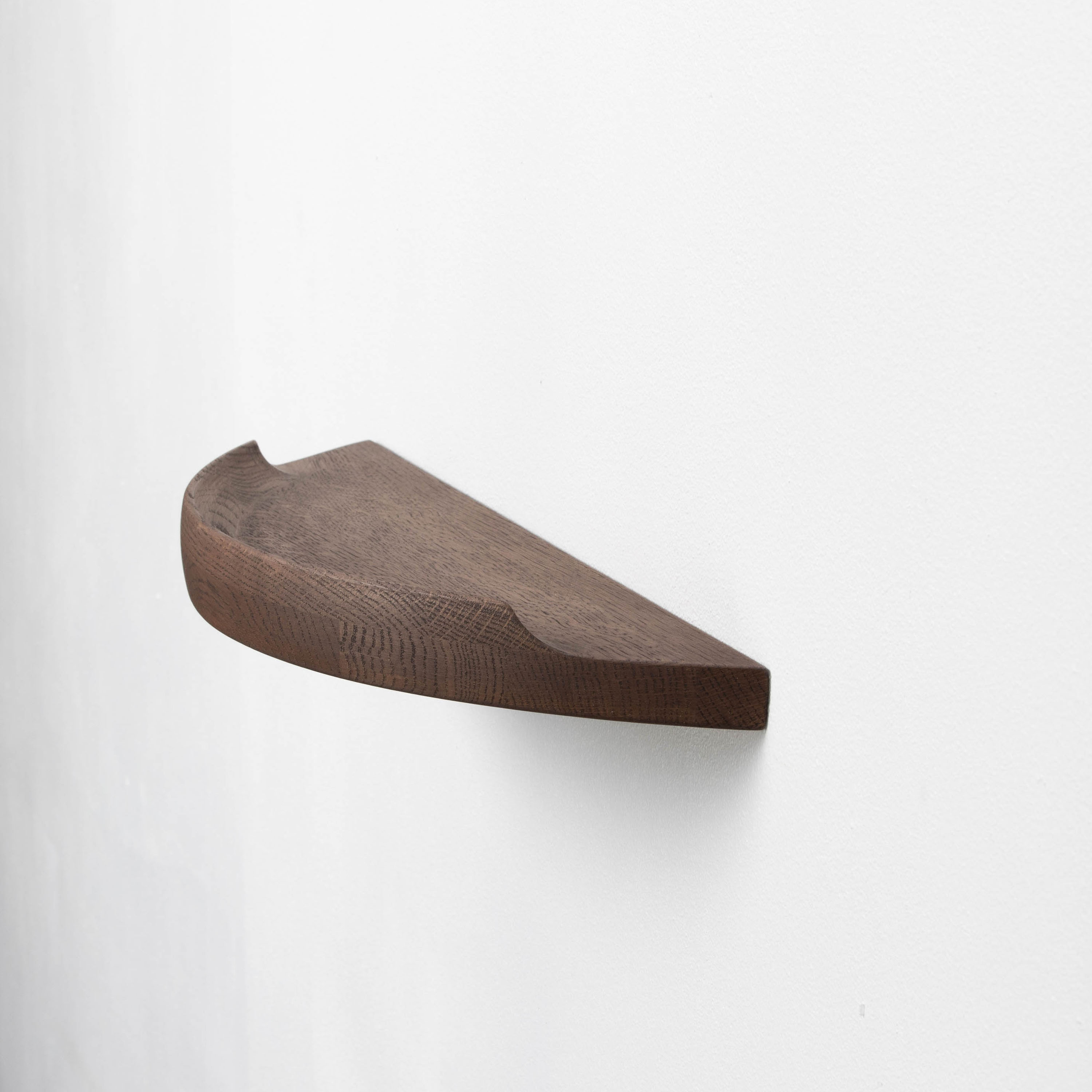 Aakjaer Furniture Arcus Vegghylle Røykoljet Eik Liten