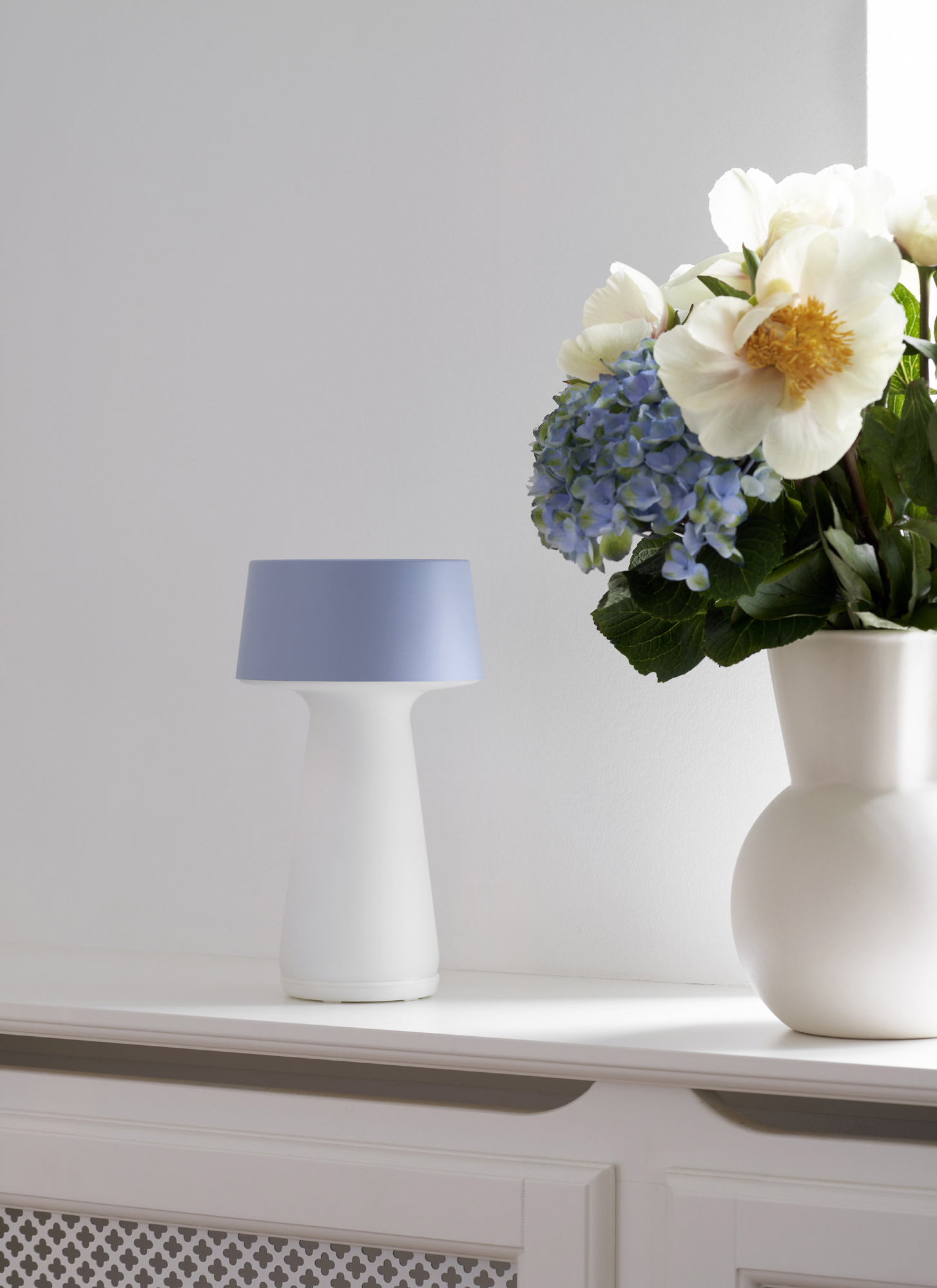 Spring Copenhagen Ember Portabel Bordslampa LED Sky Blue