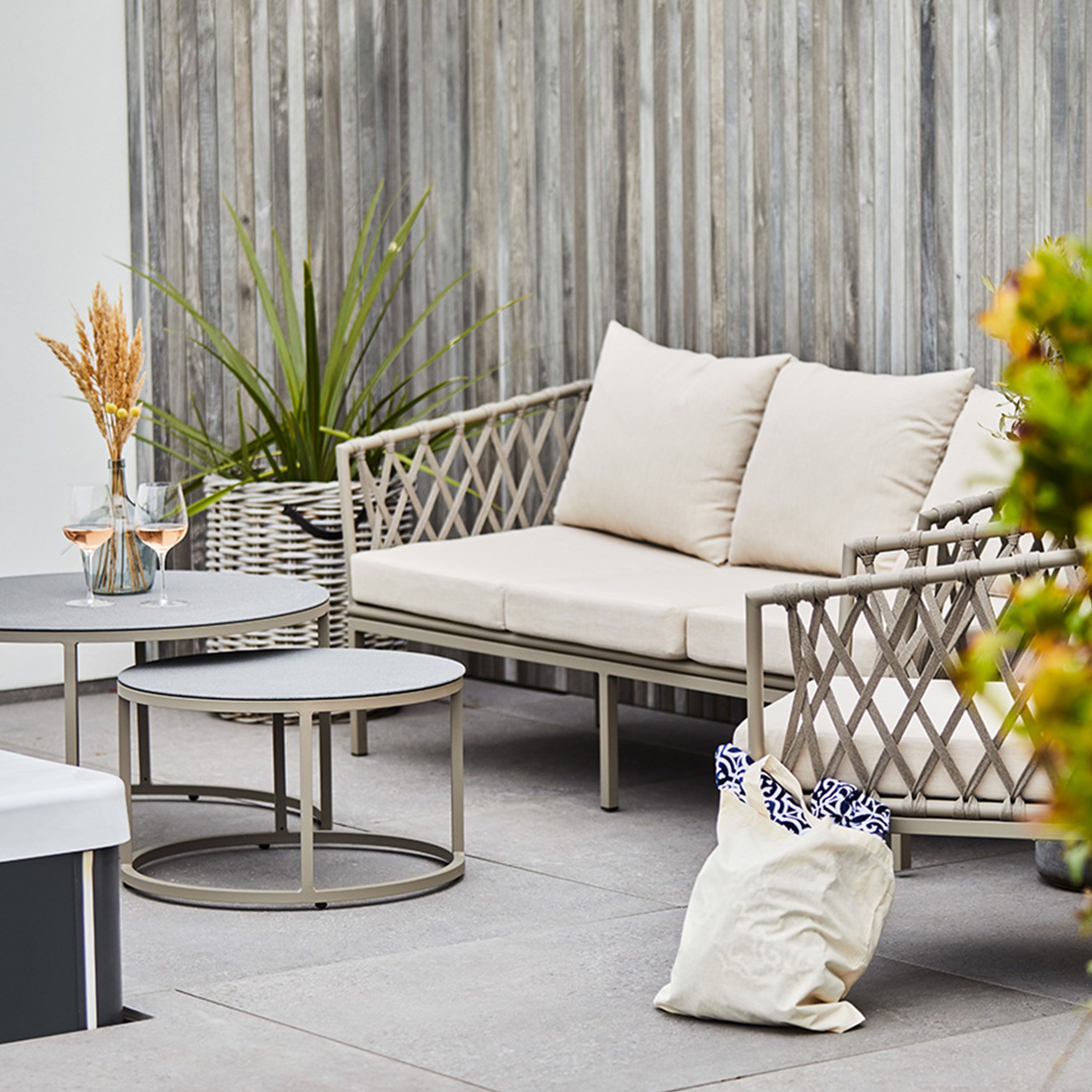 Hillerstorp Village Loungegruppe Beige