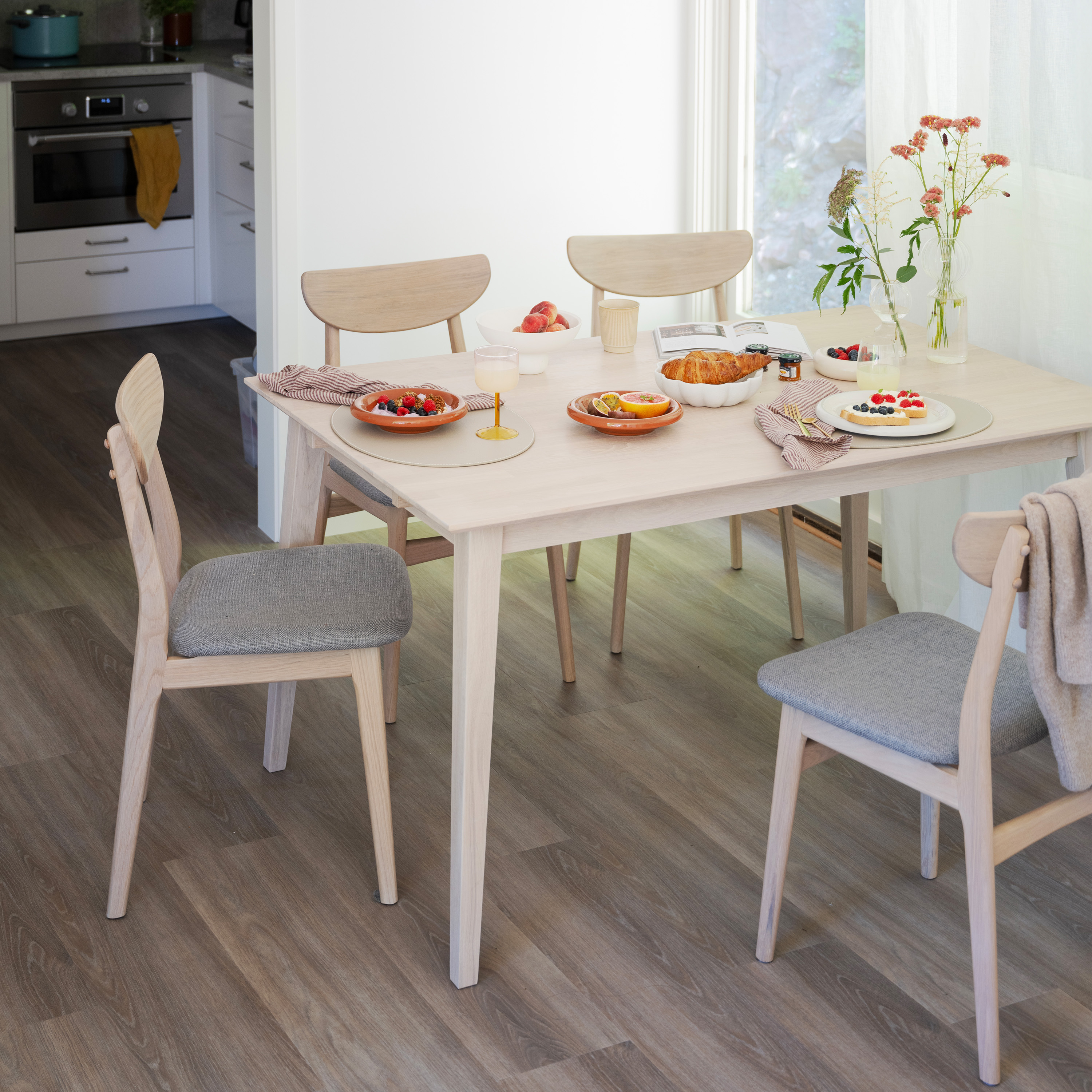 Rowico Home Filippa Esstisch Weiß pigmentiert 140cm