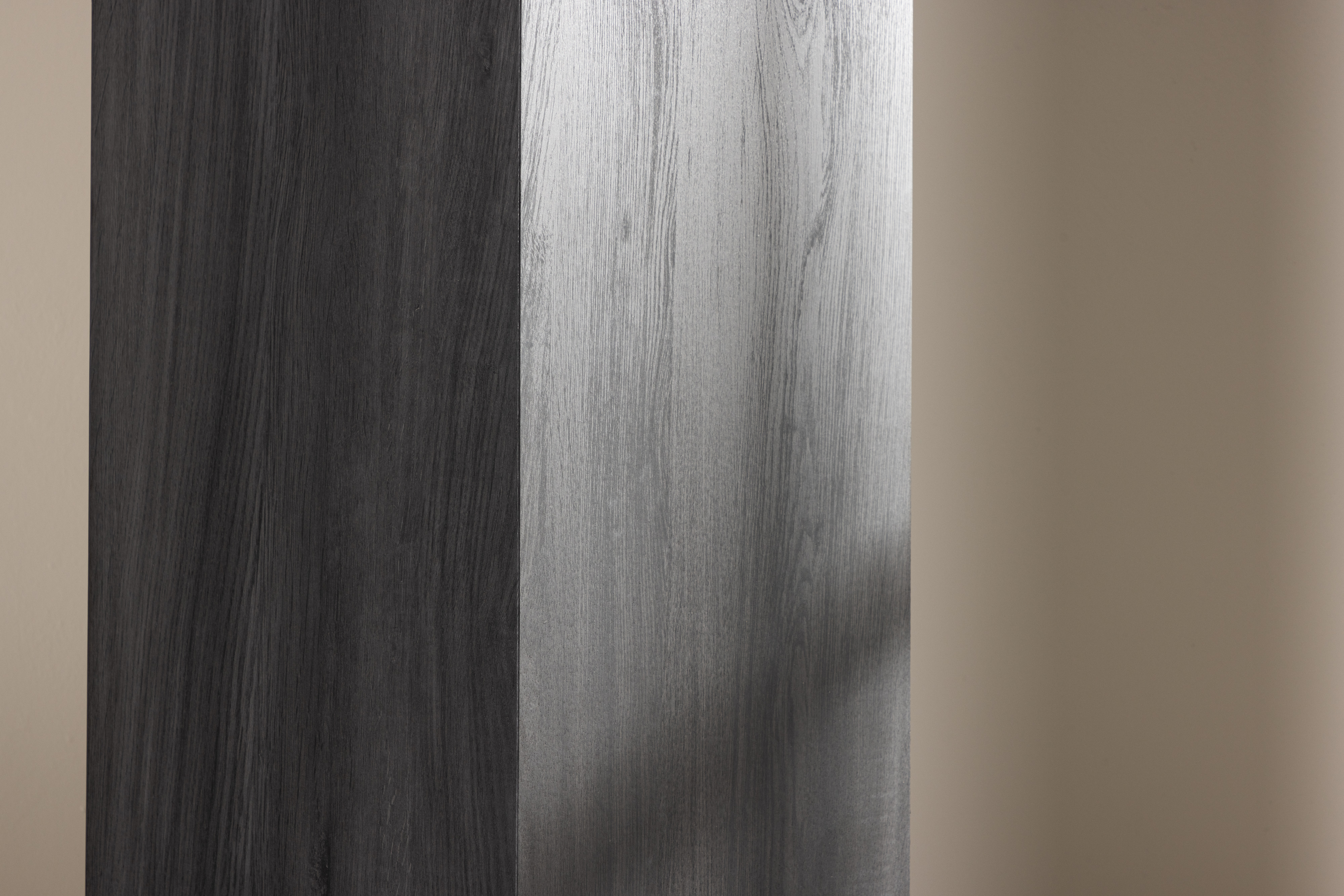 Vind Ramsvik Piedestal Black 130cm