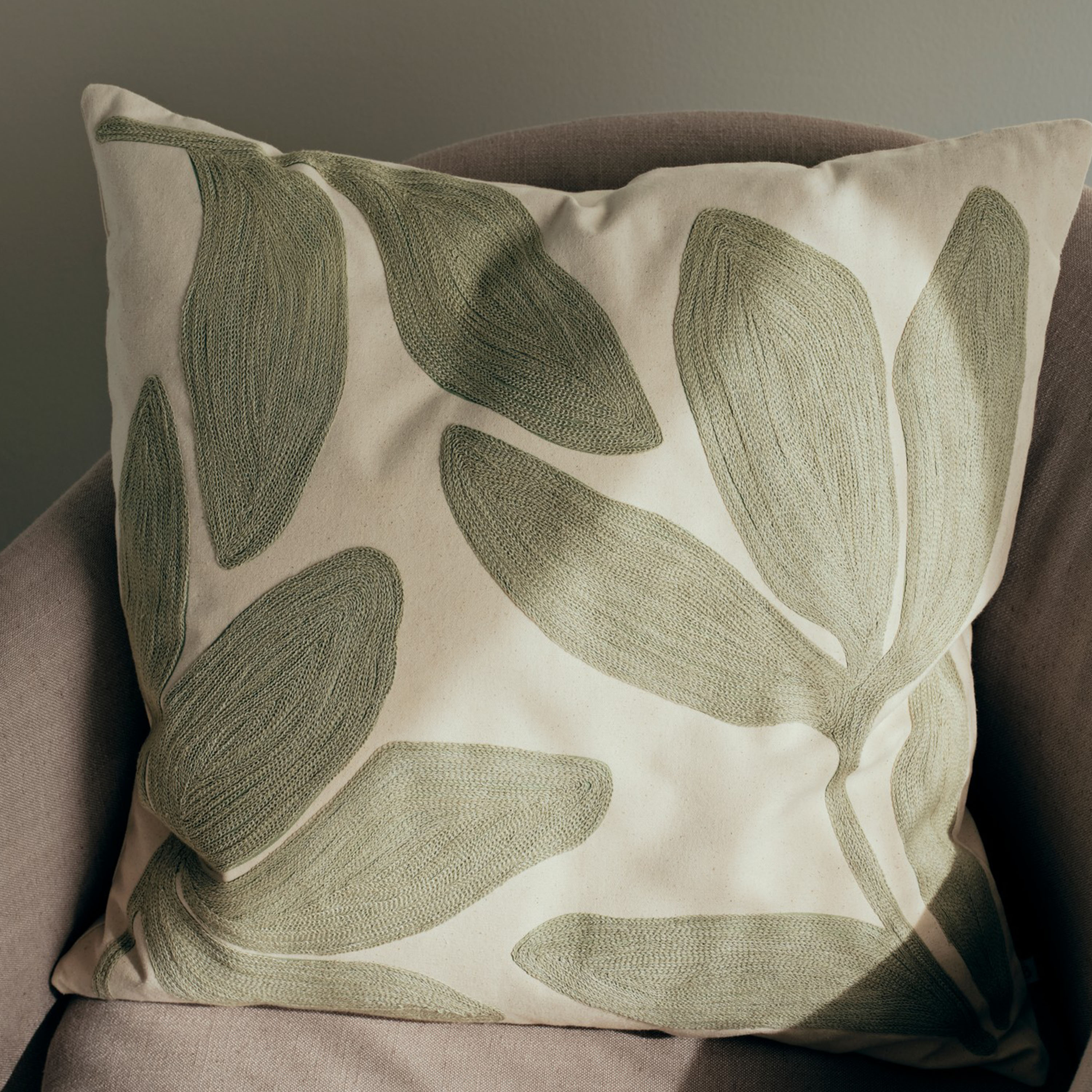 Broste Copenhagen Herbert Tyynynpäällinen Vihreä 50x50